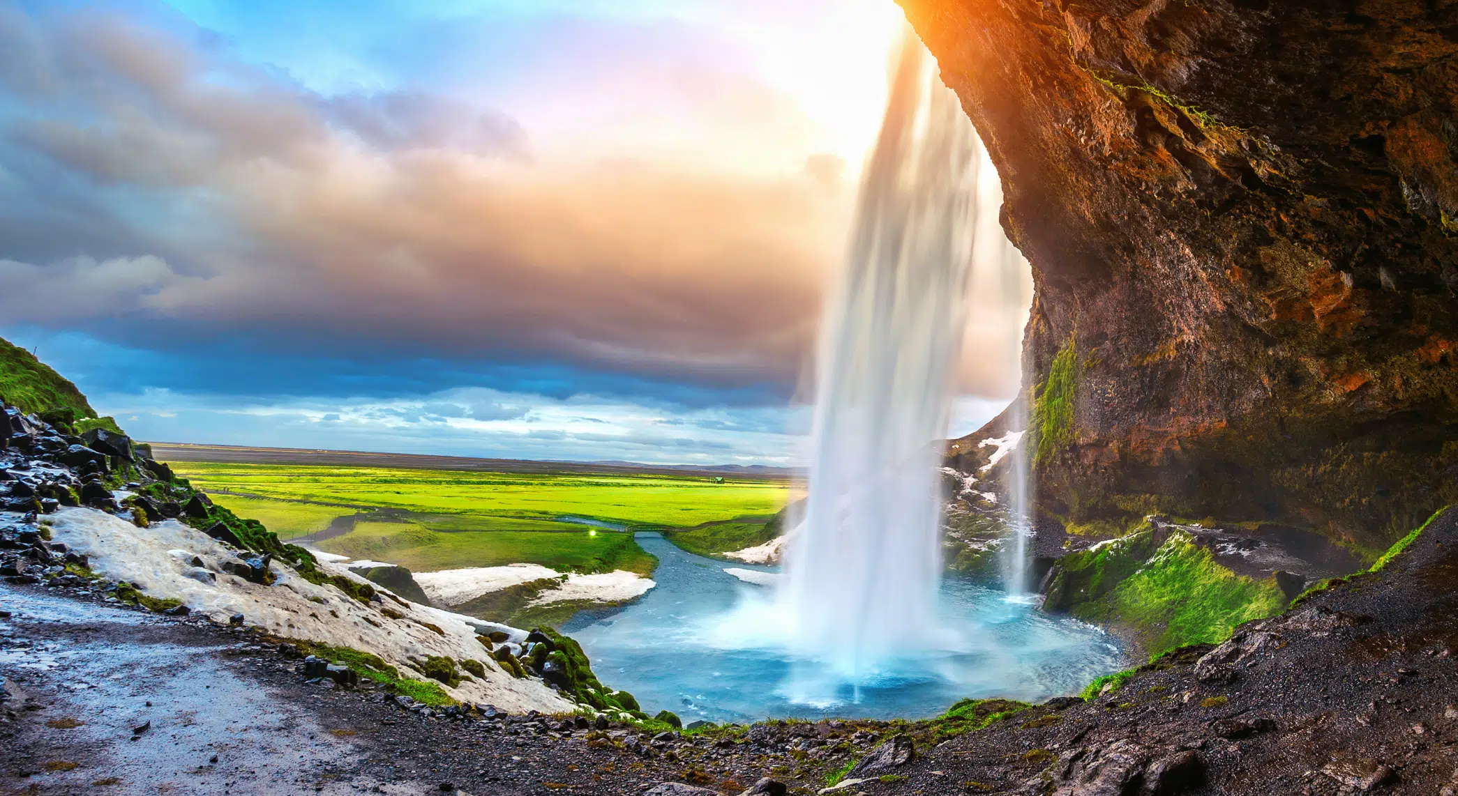 Iceland’s Best Geothermal Spas and Hot Springs