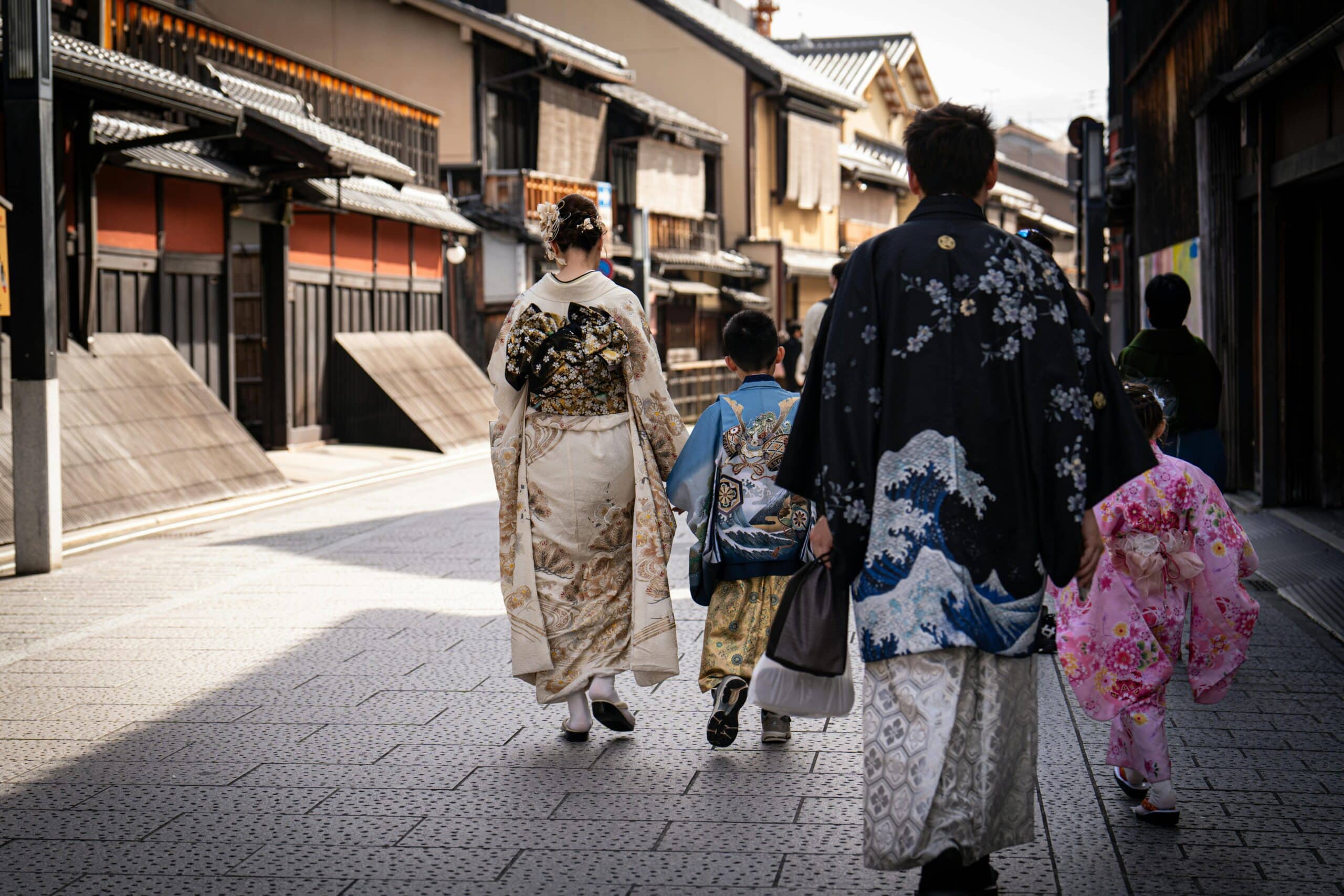 Why Luxury Family Tour of Japan: Tokyo, Hakone & Kyoto