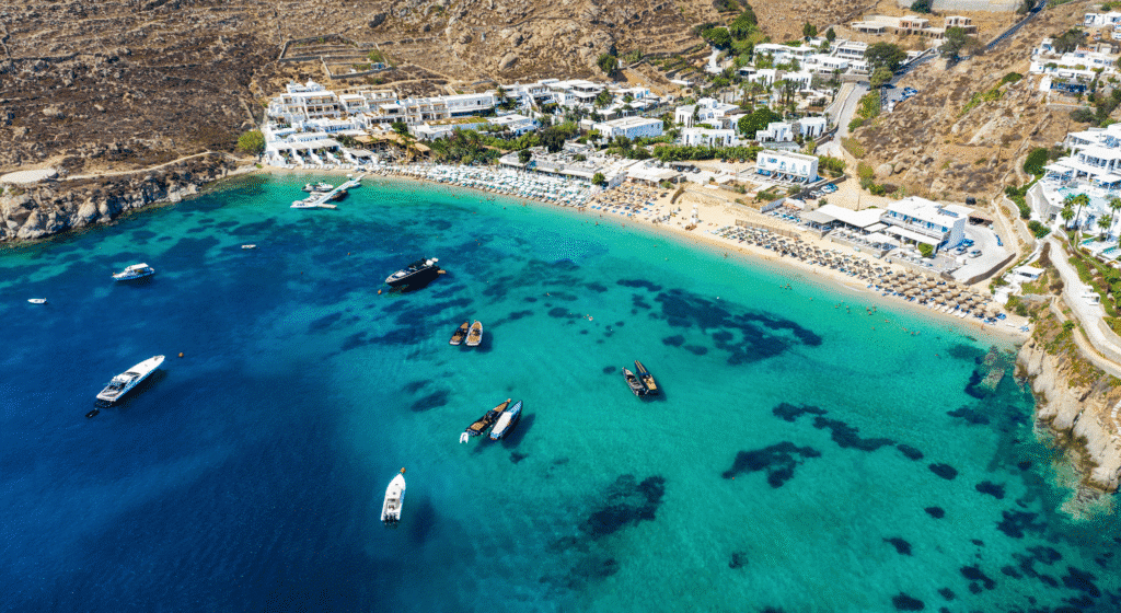 Psarou Beach