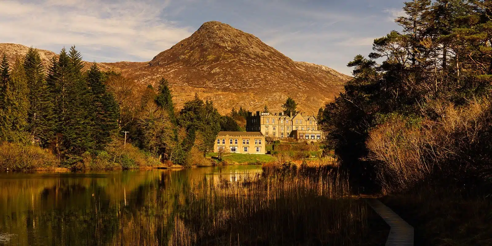 The Complete Guide to Staying in an Irish Castle