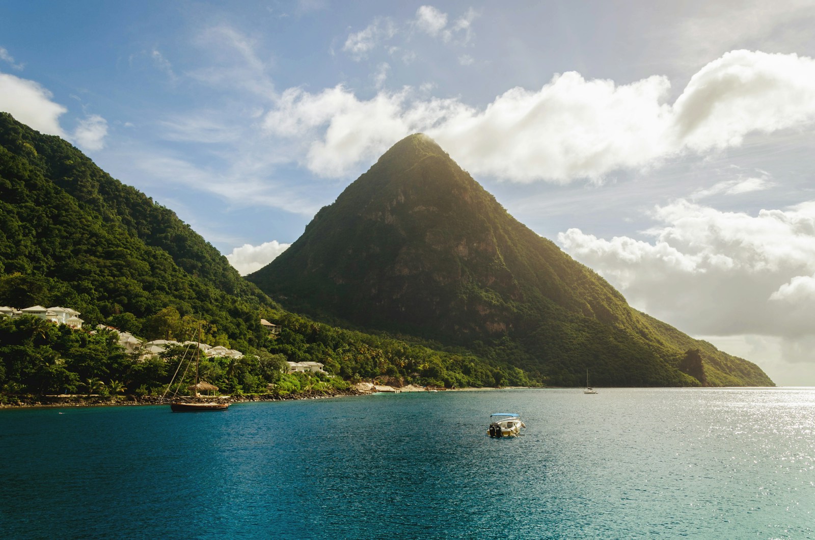 Days 1-4: Saint Lucia