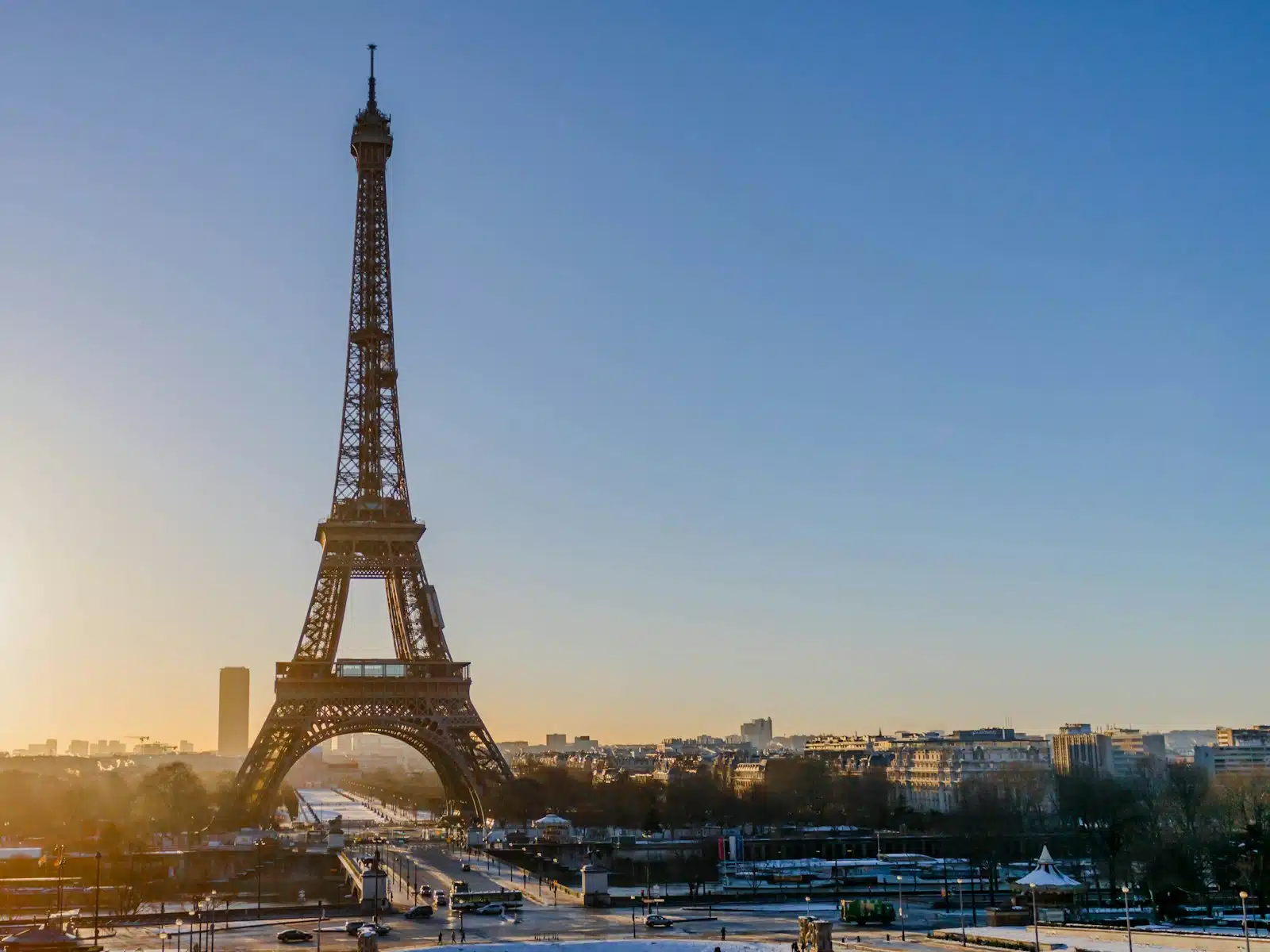 Arrival in Paris
