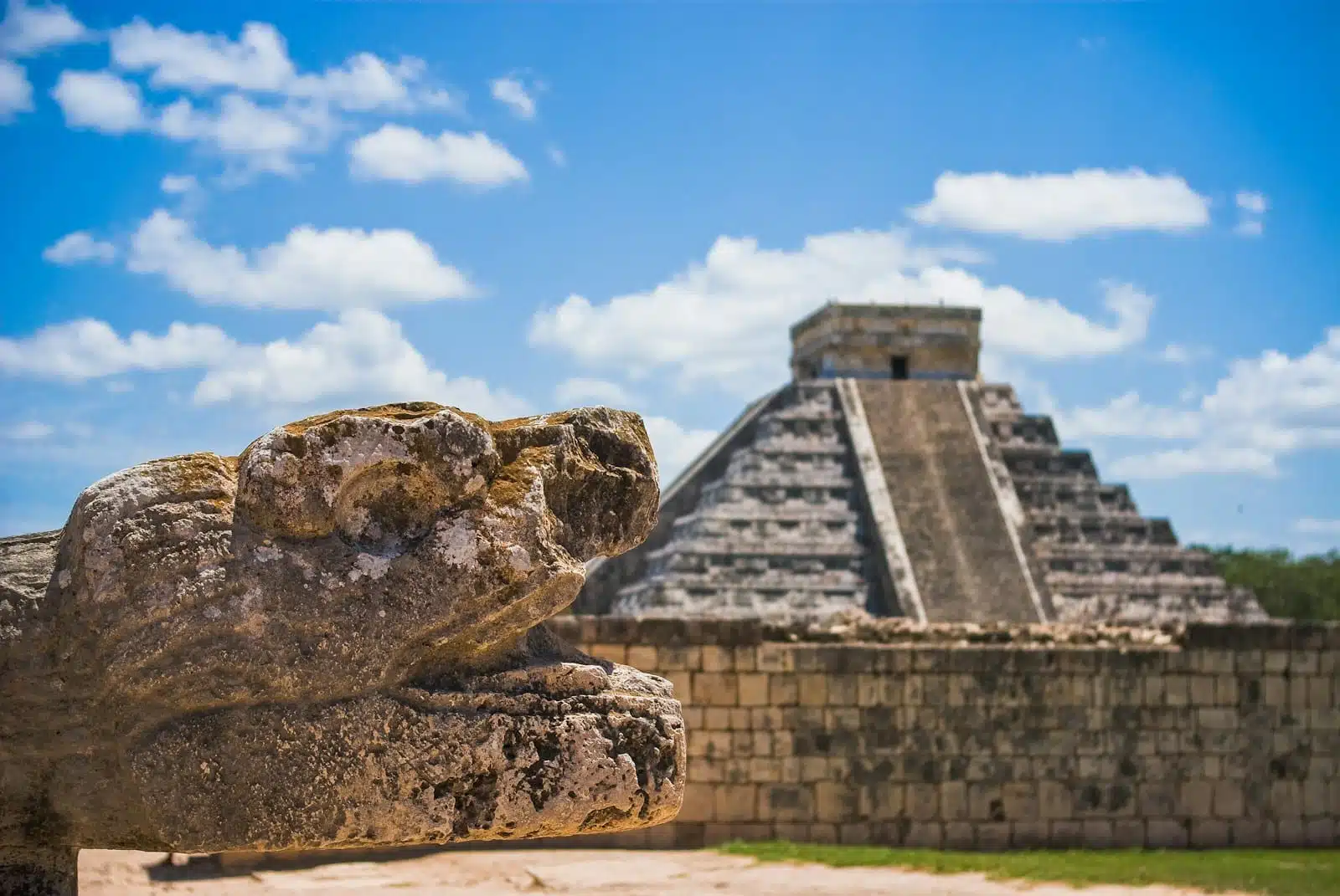 Exploring Mayan Culture in the Riviera Maya: From Chichen Itza to Tulum