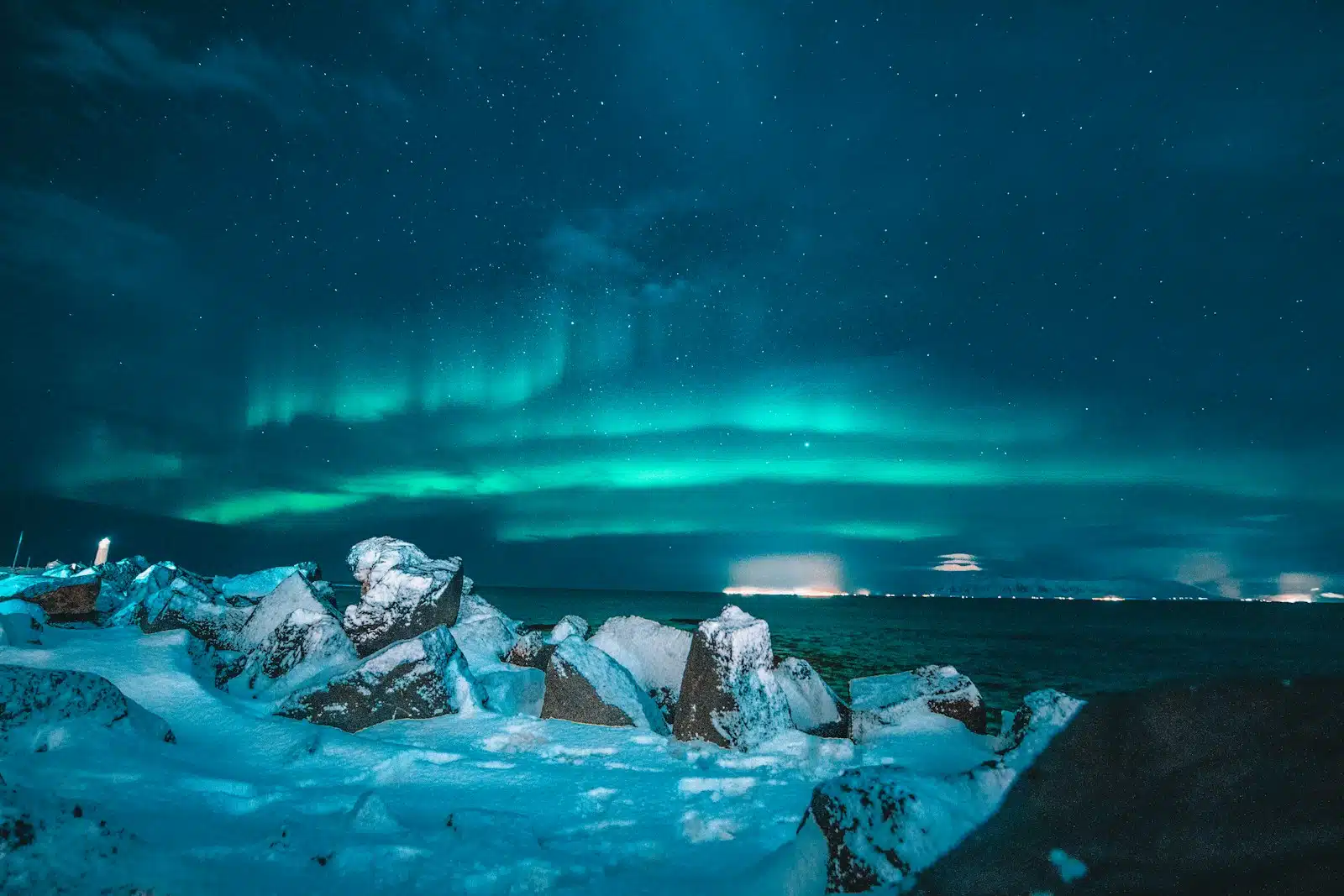 Luxury Aurora Hunting: Iceland & Lapland’s Best Lodges