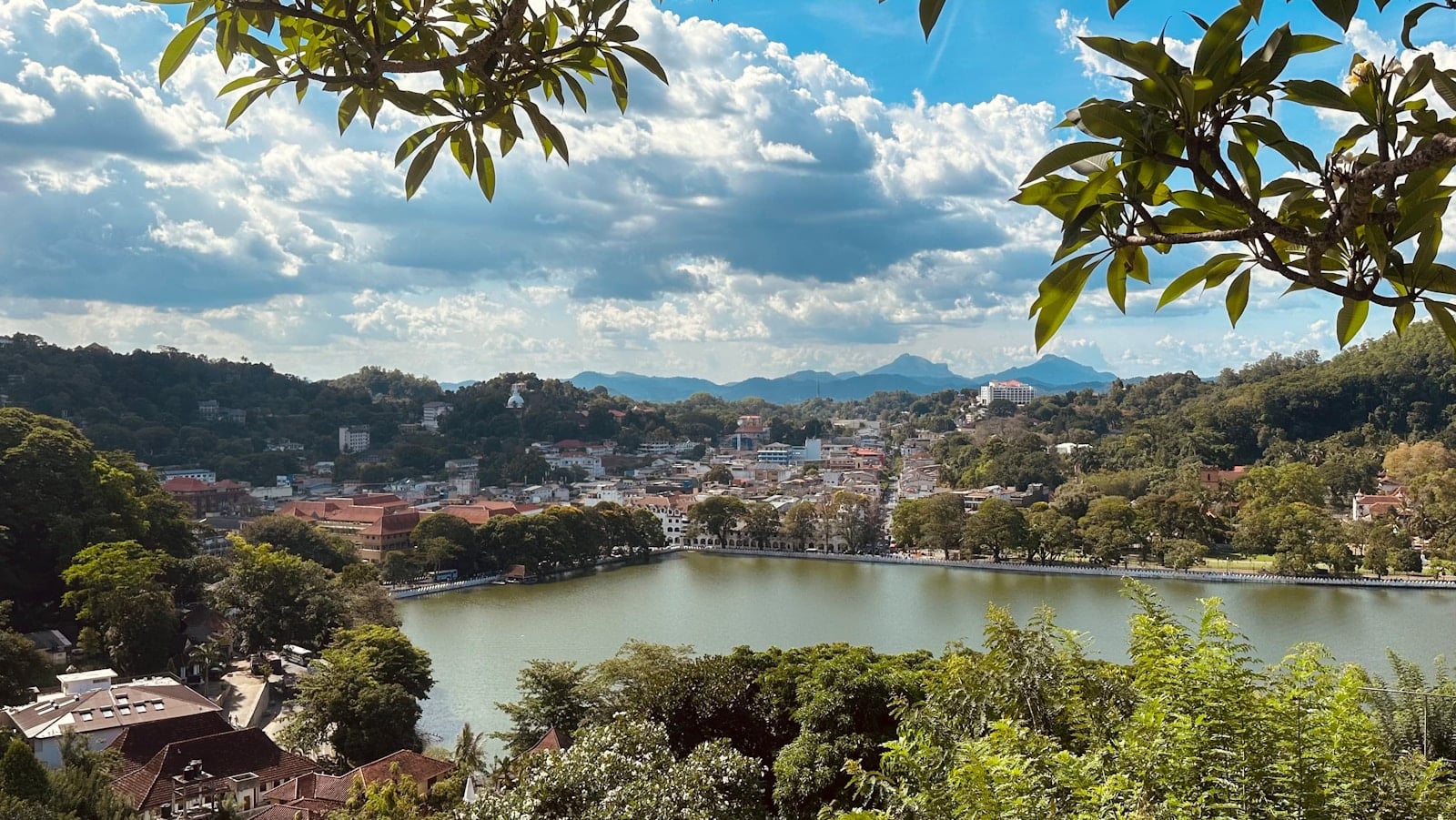 Days 9-10: Kandy 