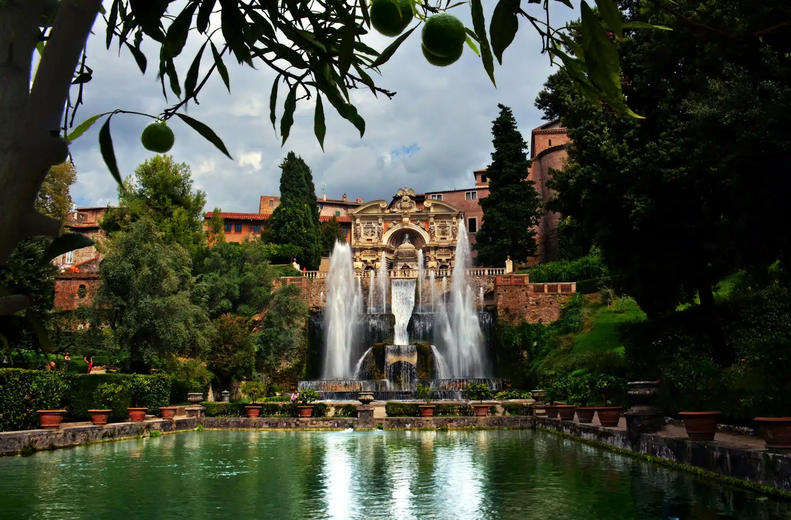 Roman Gardens