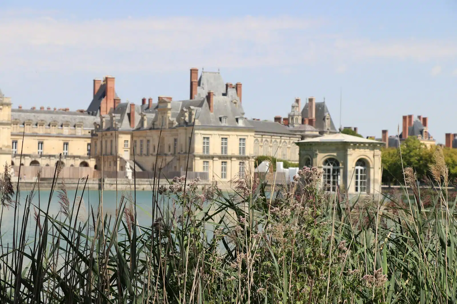 Fontainebleau in Private