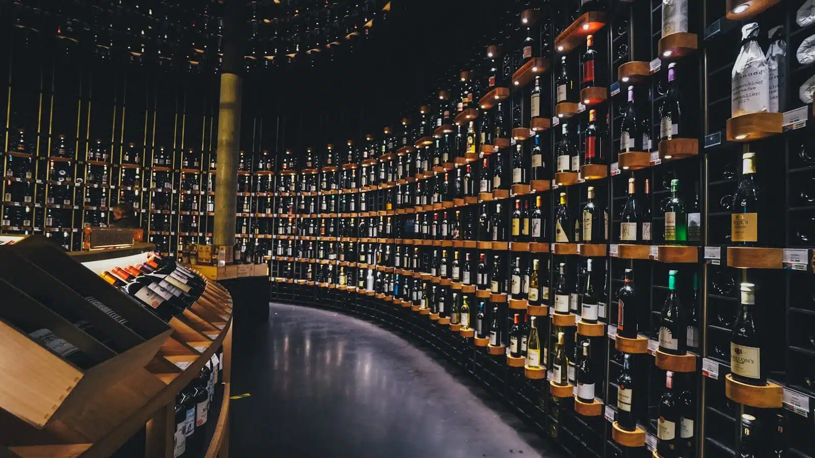 Bordeaux Wines Tasting Workshop – The Grand Pour
