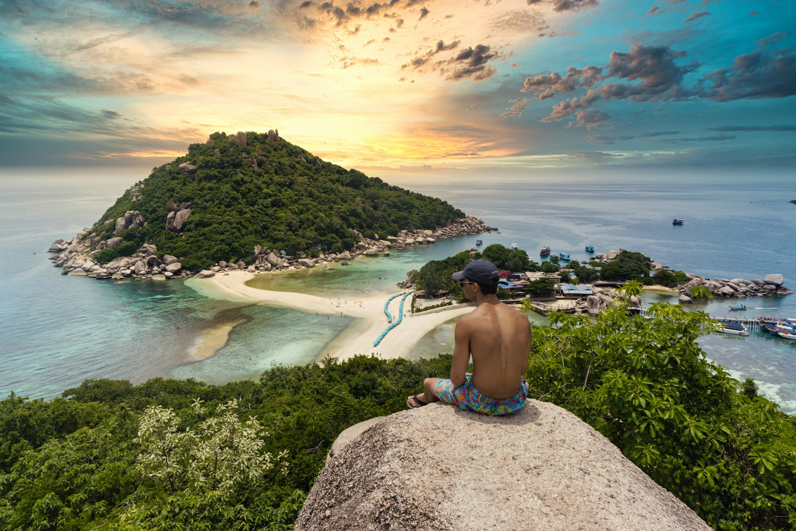 The Origins: How Monthly Beach Gatherings Became Global Phenomenon