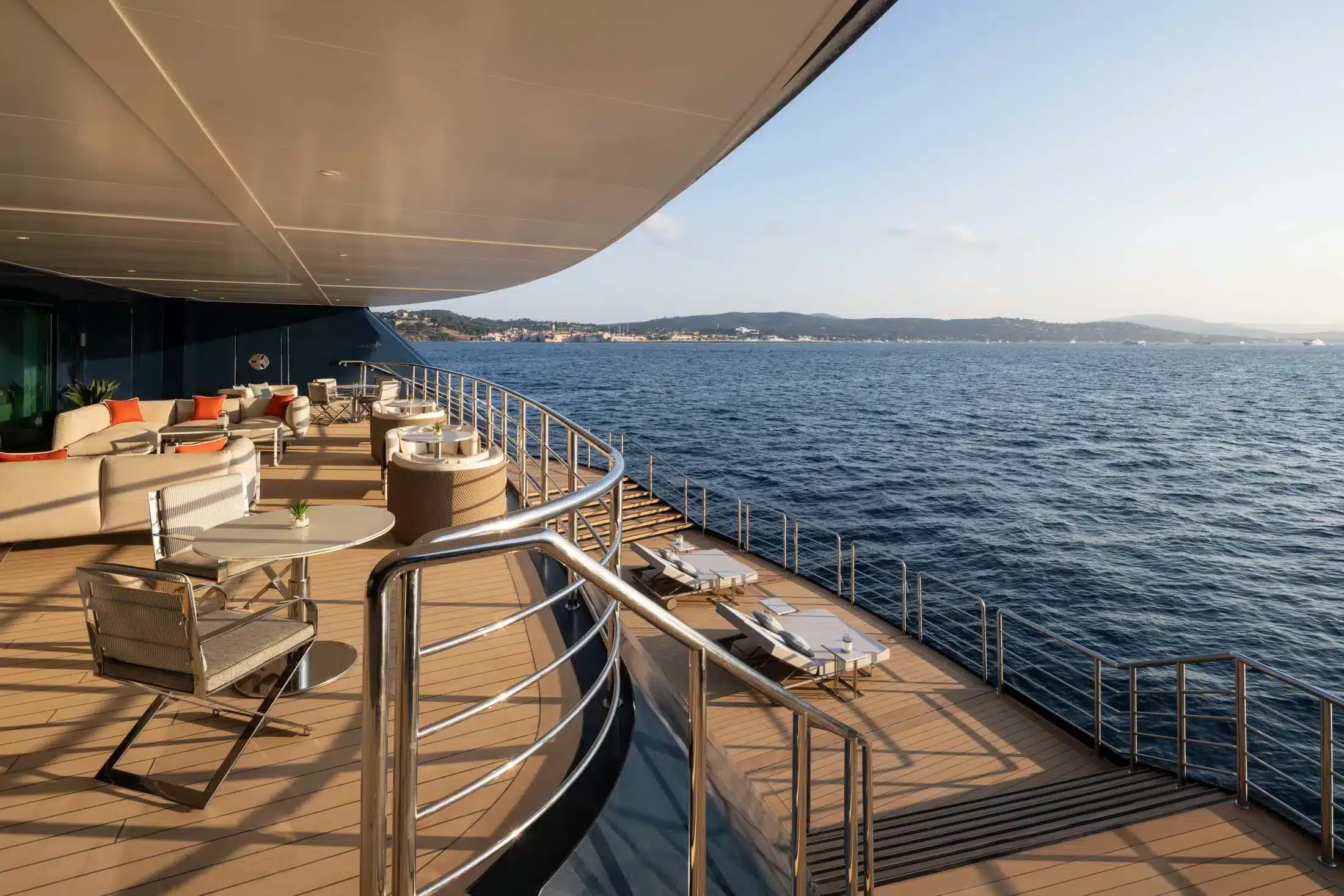 Luminara: The Ritz-Carlton Yacht