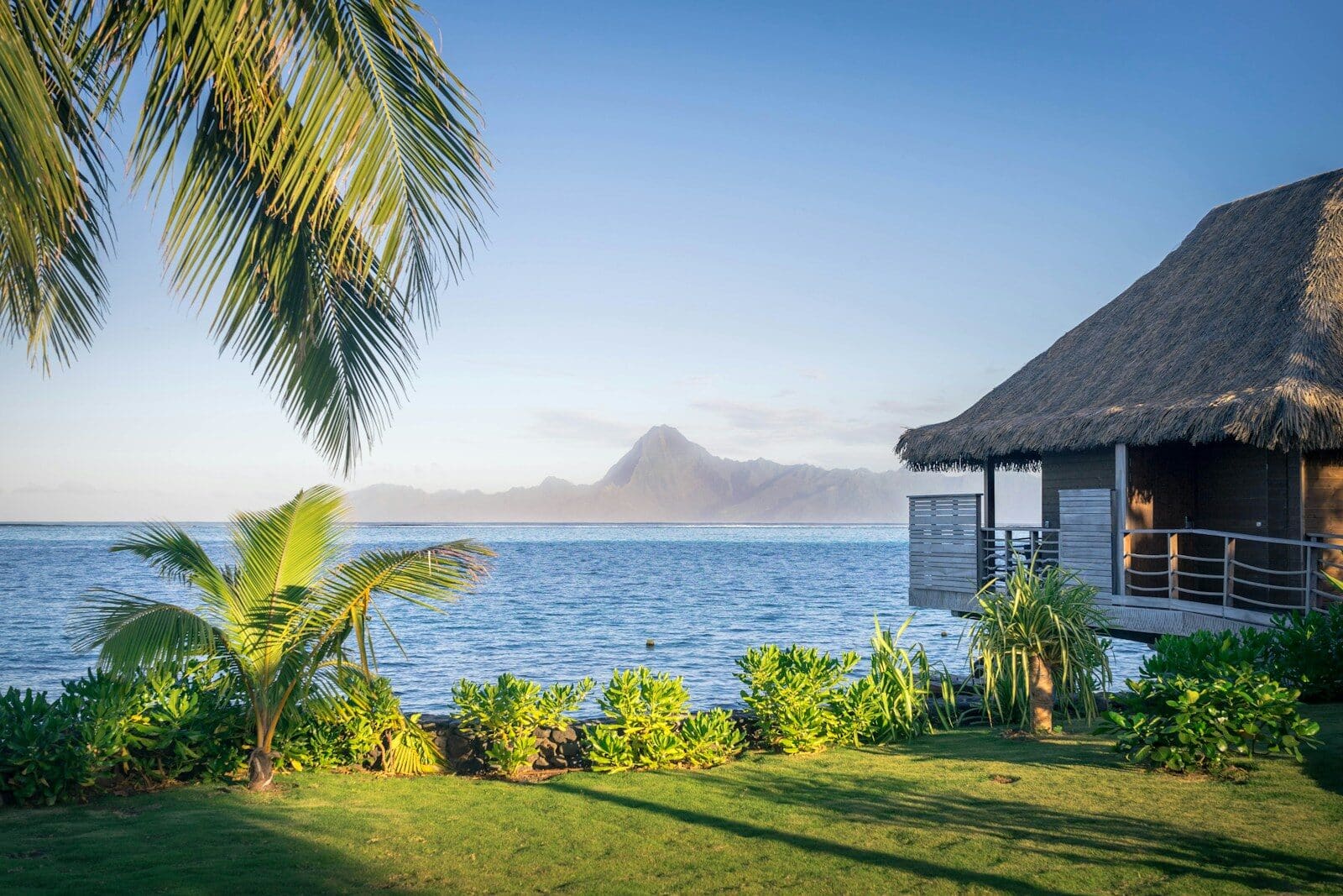 Days 1-4: Bora Bora - Arrival & Decompression