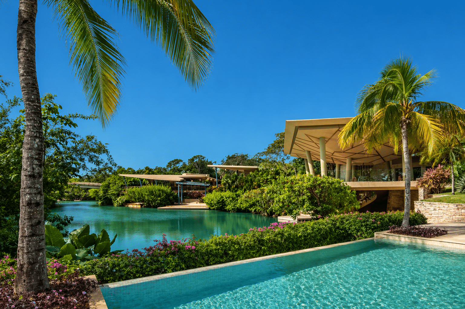 Days 1 & 2: Arrive at Rosewood Mayakoba
