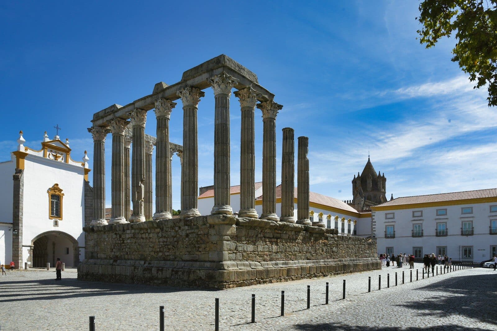 Évora