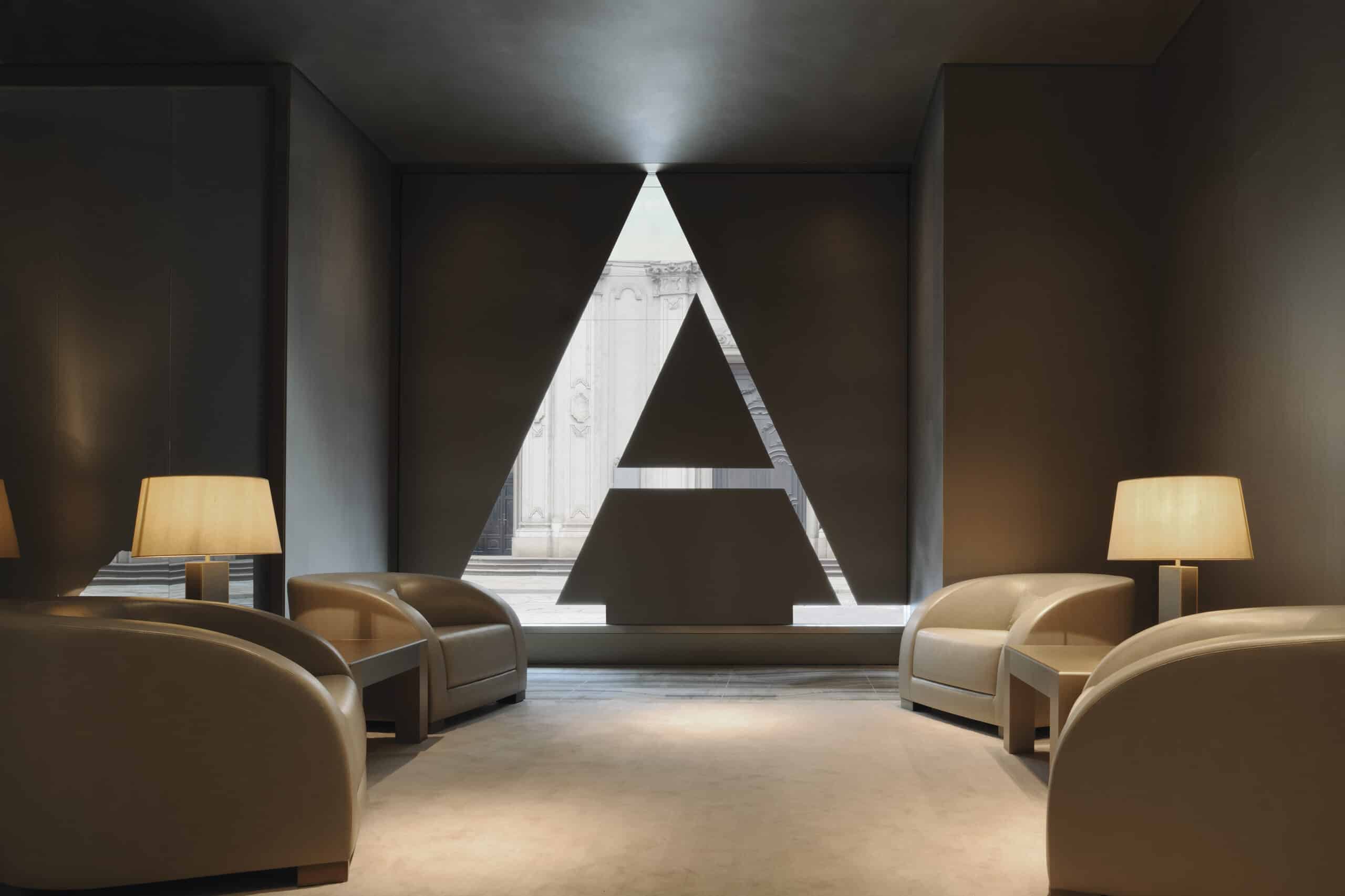 Armani Hotel, Milan