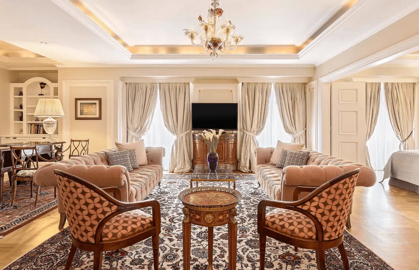 Executive Acropolis Suite