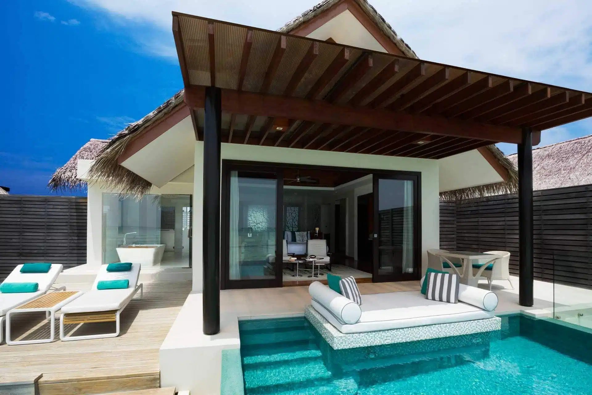 Deluxe Water Pool Villa