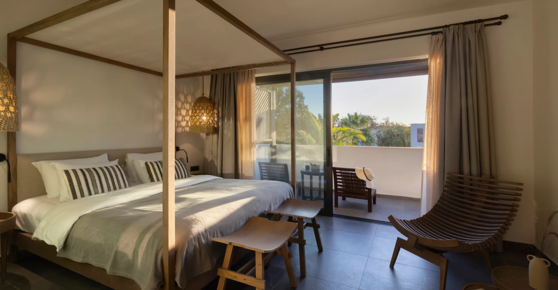 Tropical Zen Bungalow Suite