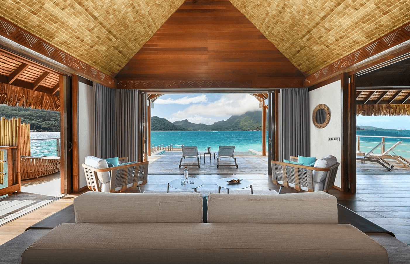 End of Pontoon Overwater Suite