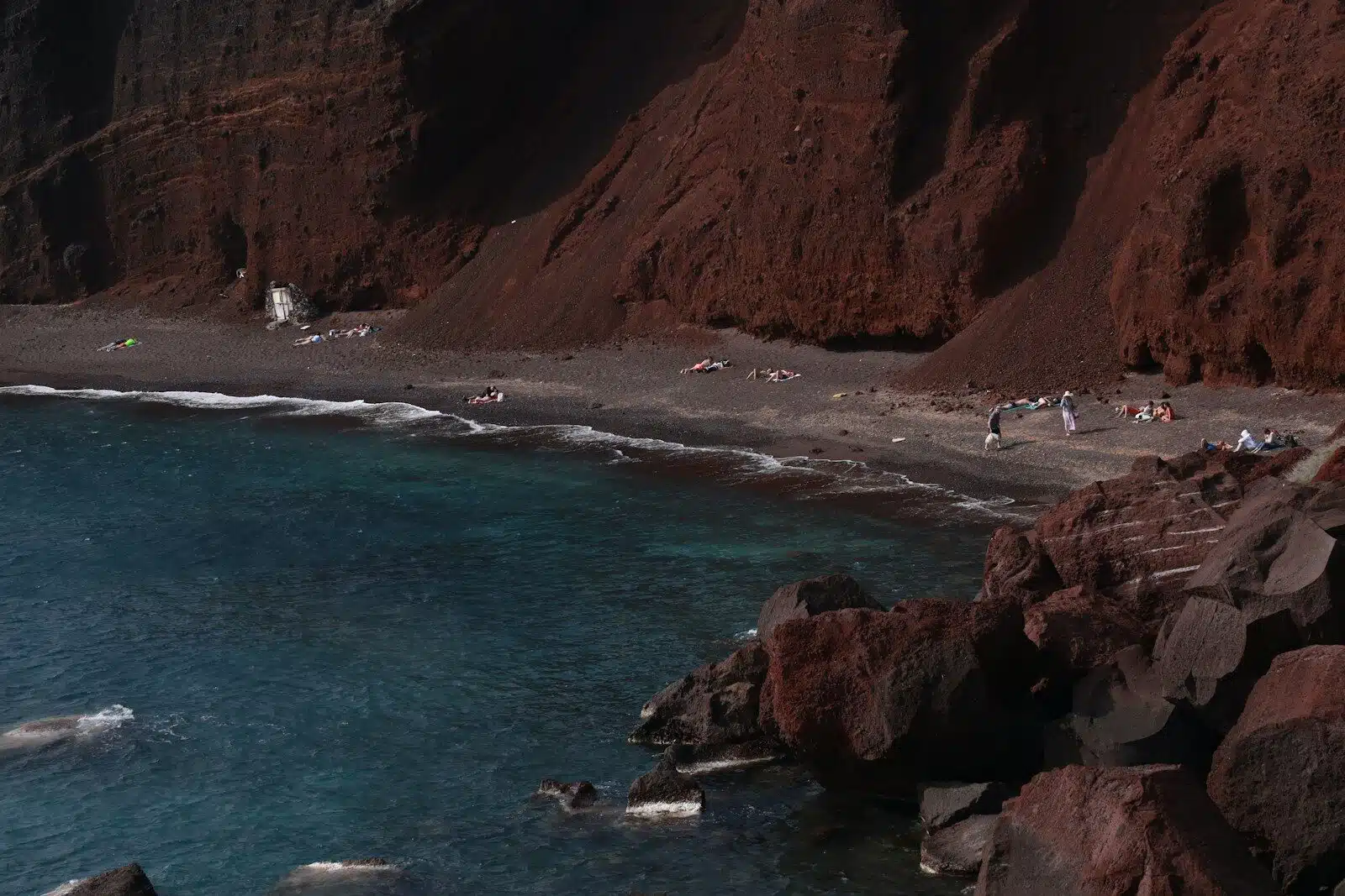 Cliff Walk to Skaros Rock
