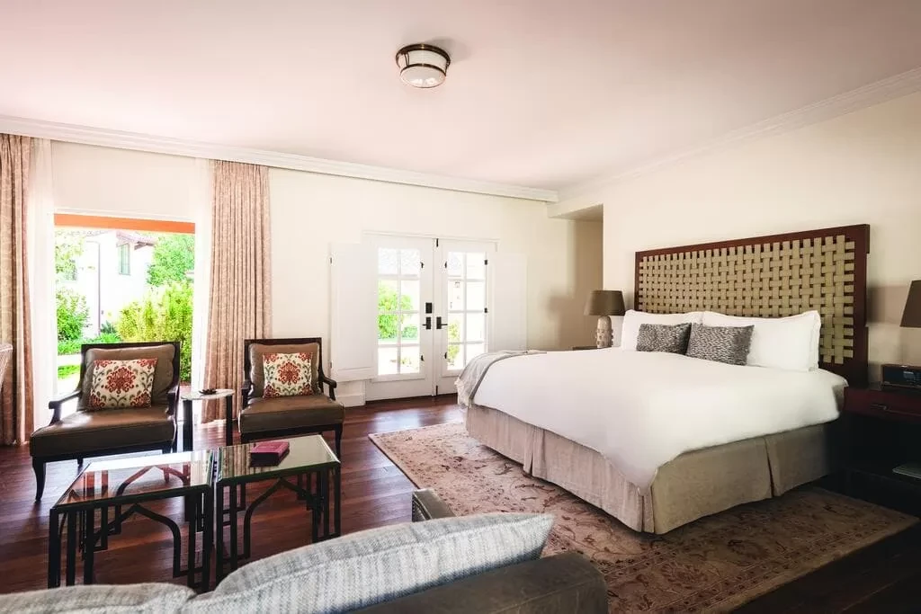 Suites and Bungalows