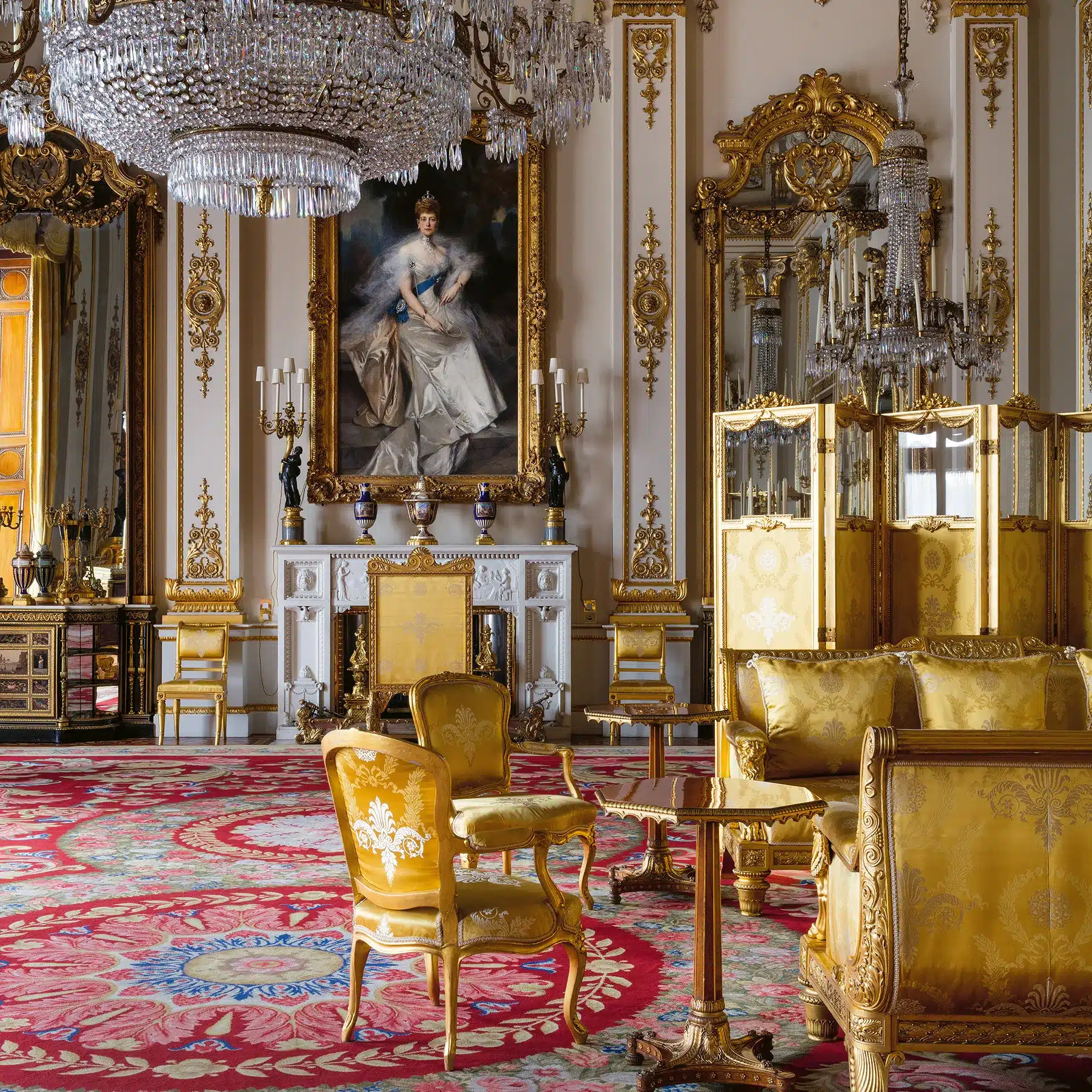 An Evening Inside Buckingham Palace