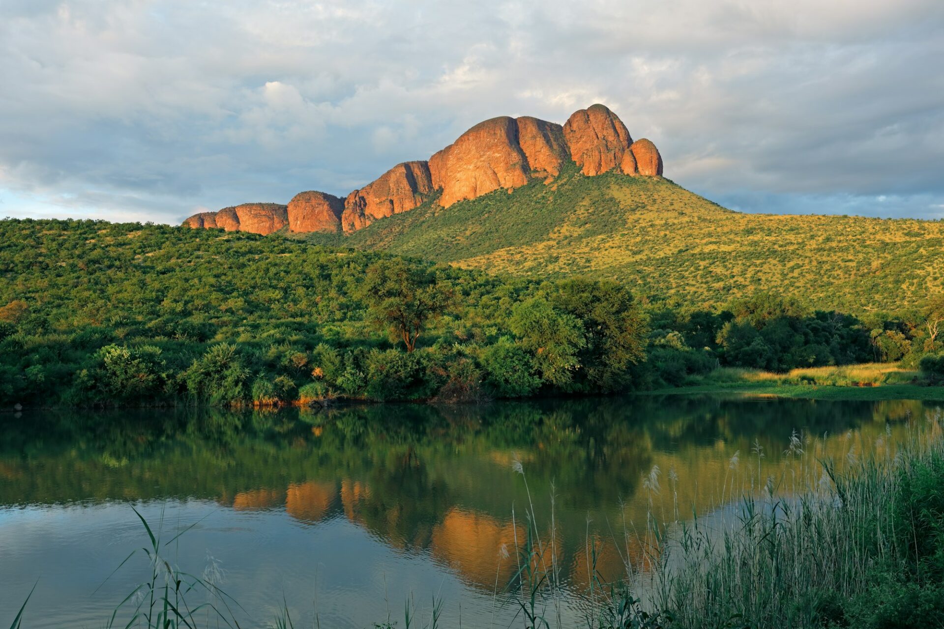 Why Kenya in Complete Privacy: Laikipia, Chyulu Hills and Lamu