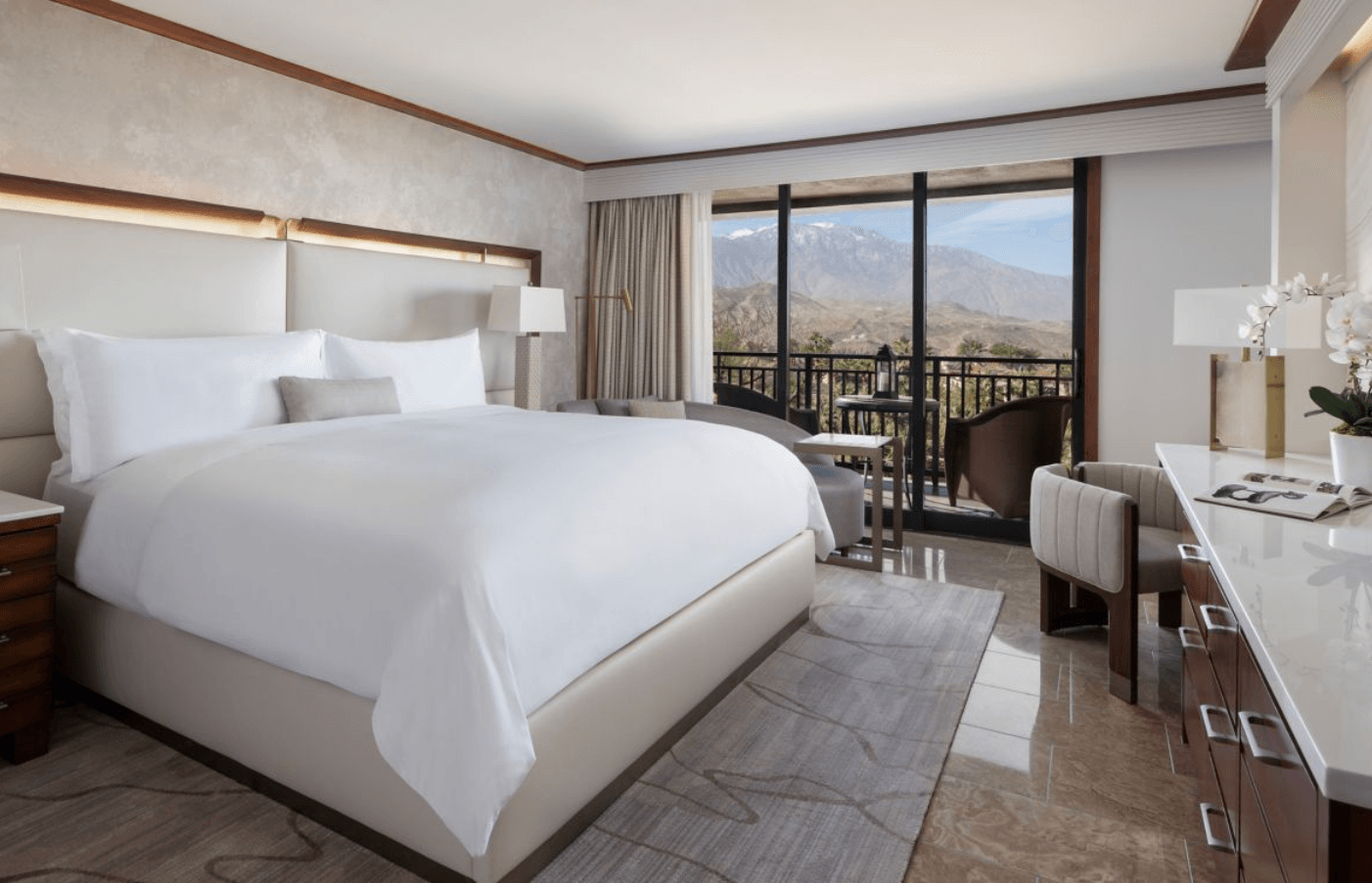 Club Desert View King