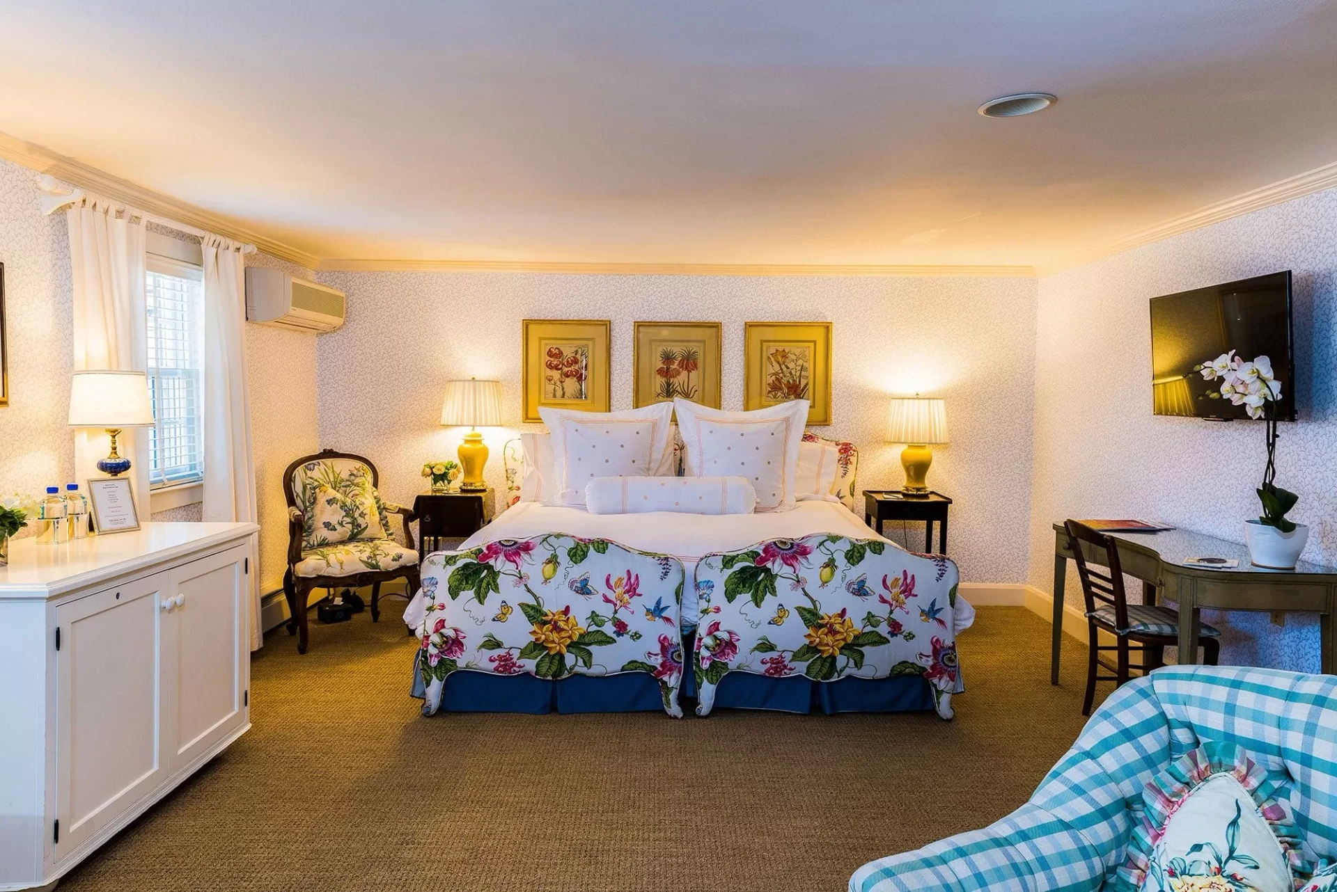 Private Suites