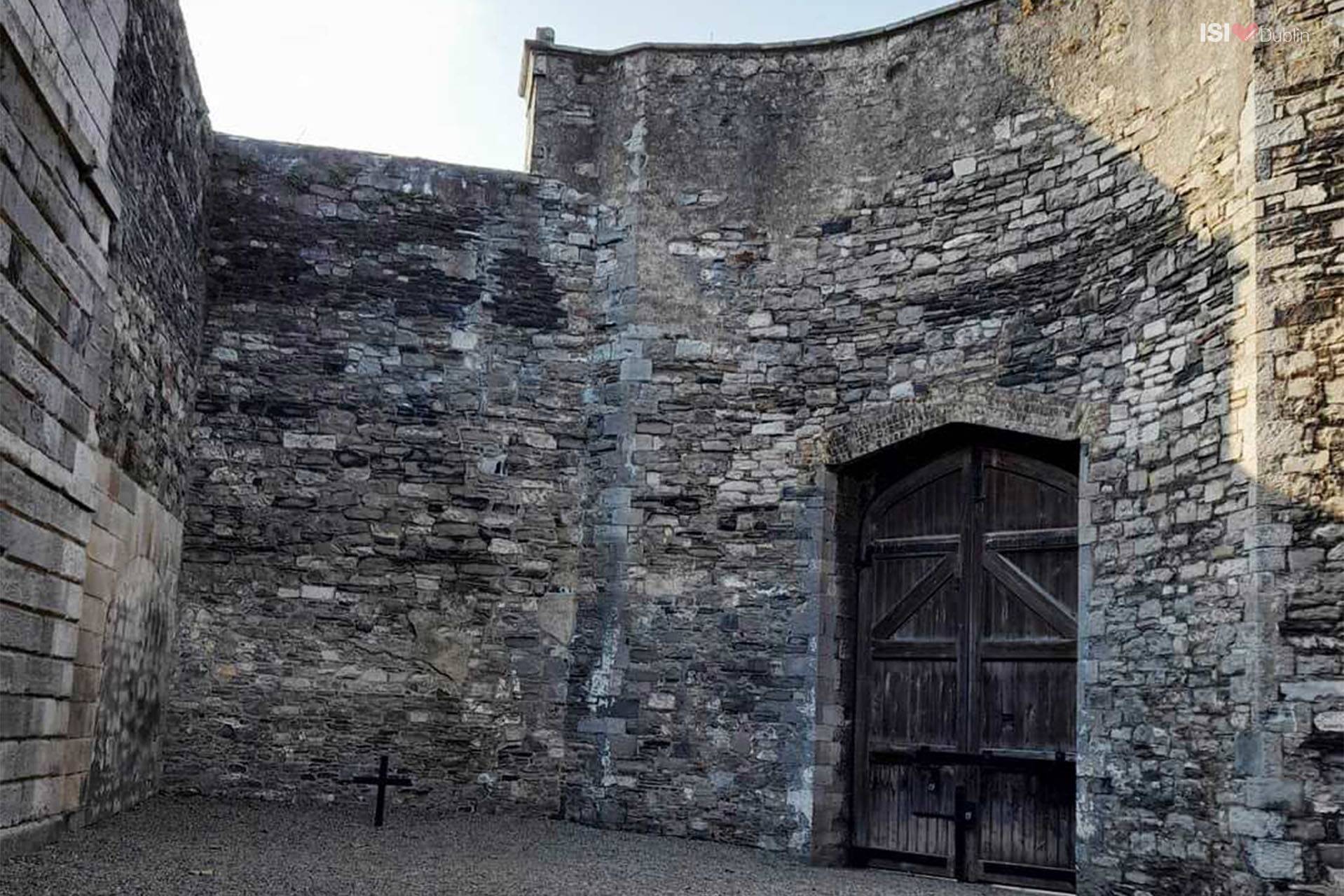 Why Private or Small-Group Access Matters