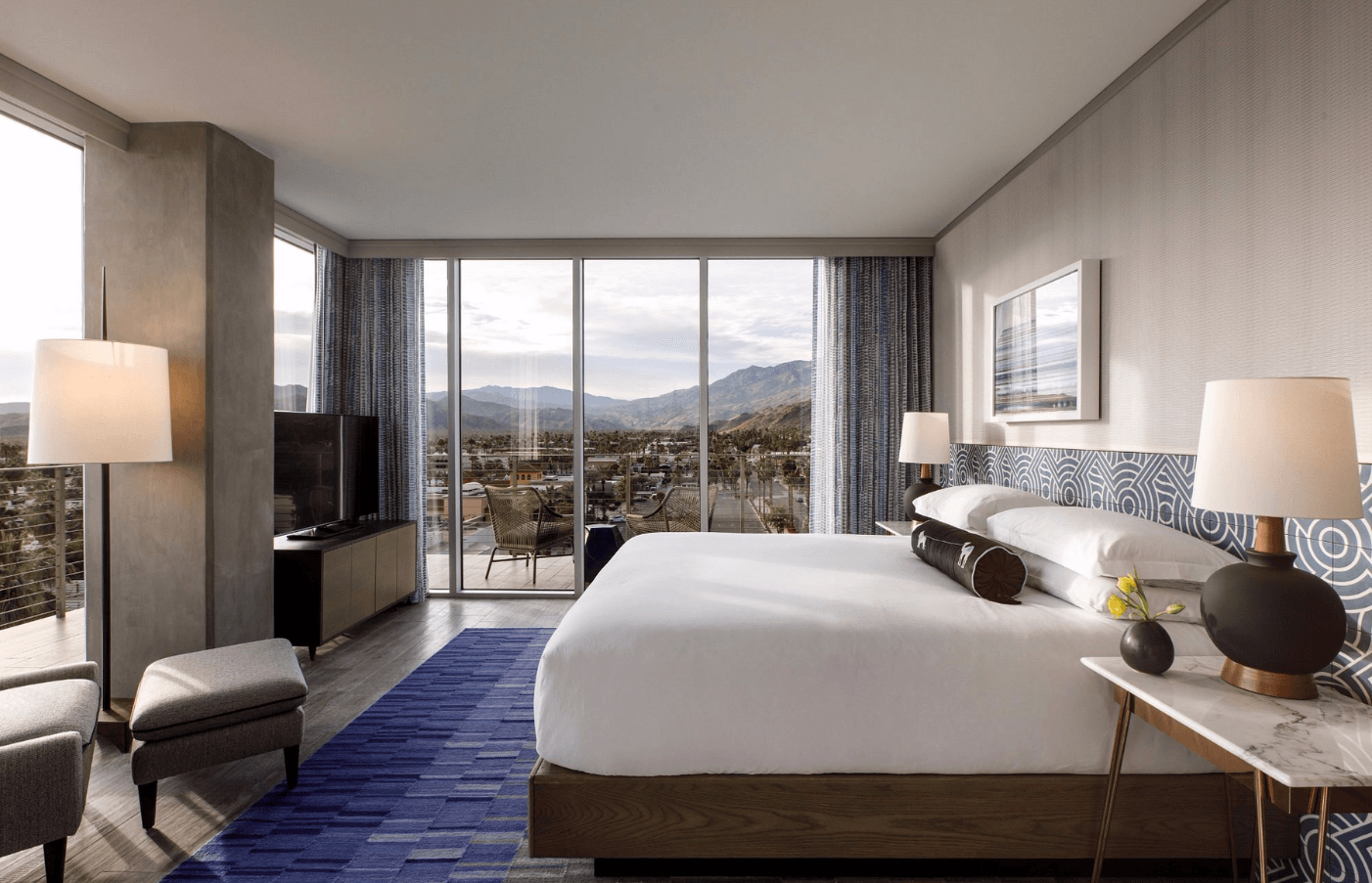 King Spa Suite