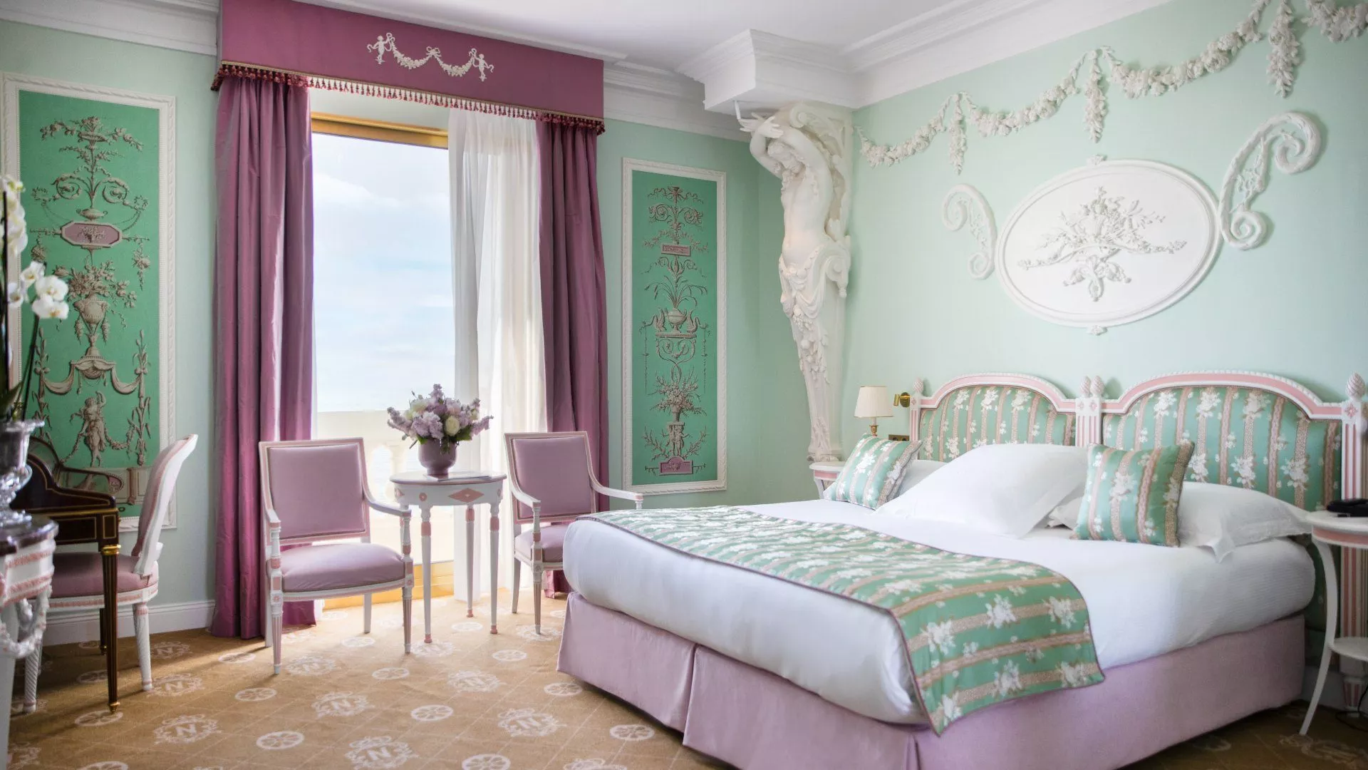 Deluxe Rooms