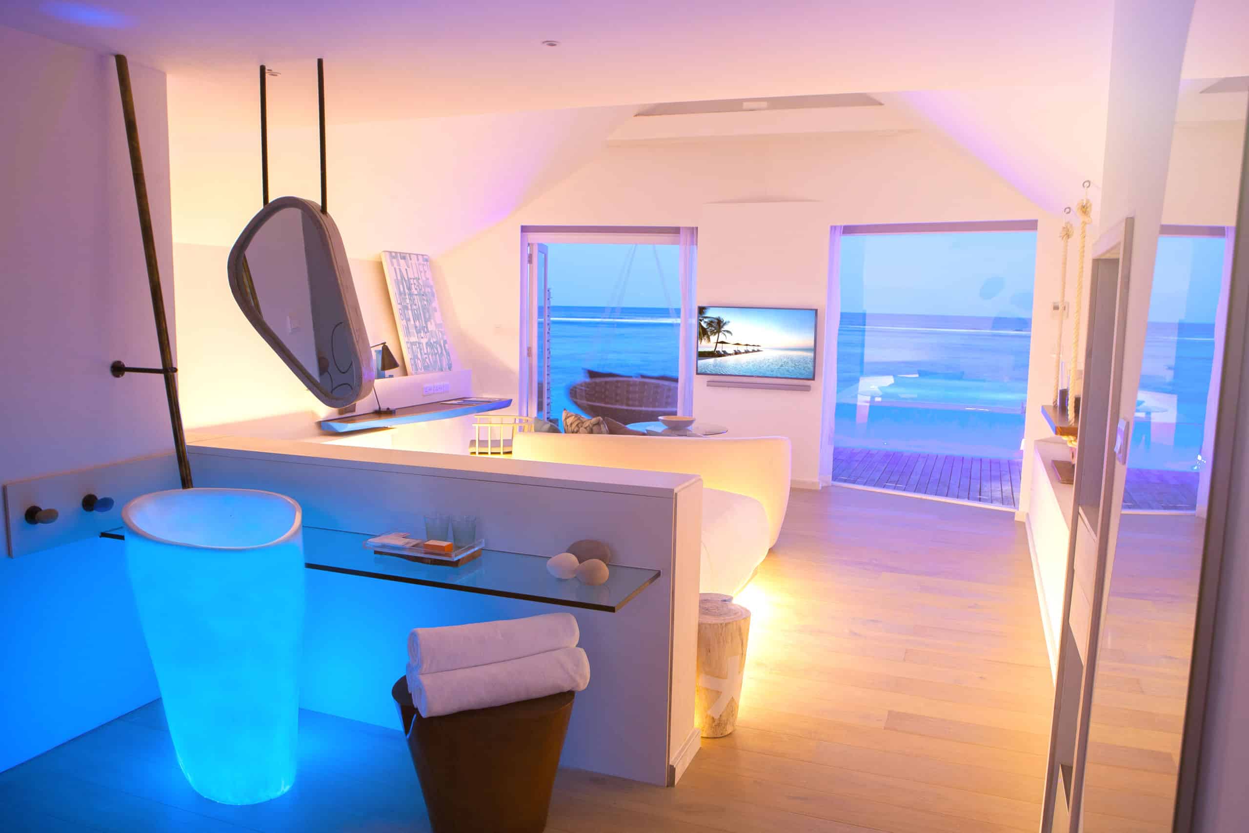 Romantic Pool Water Villa