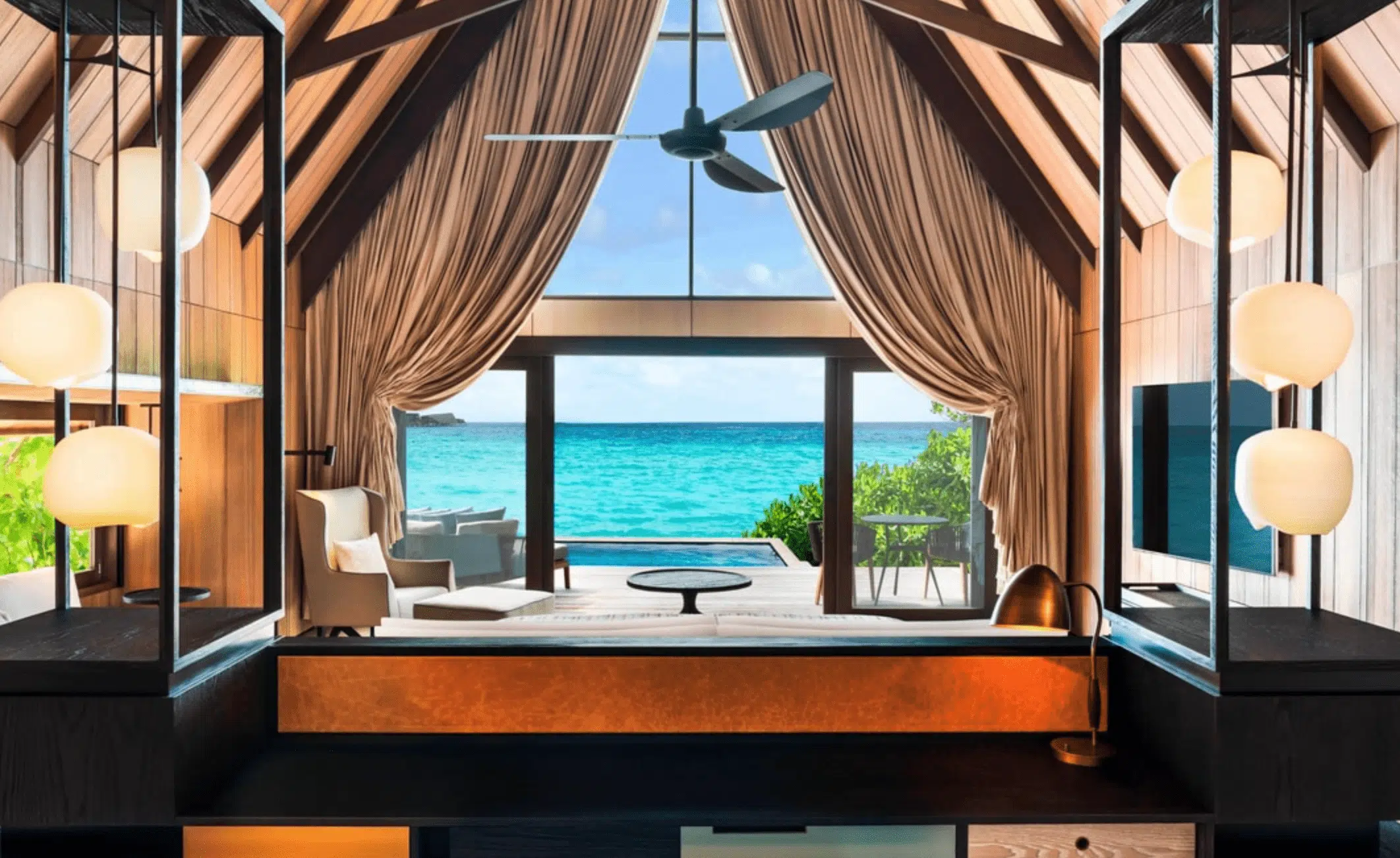 Beach Villa with Pool