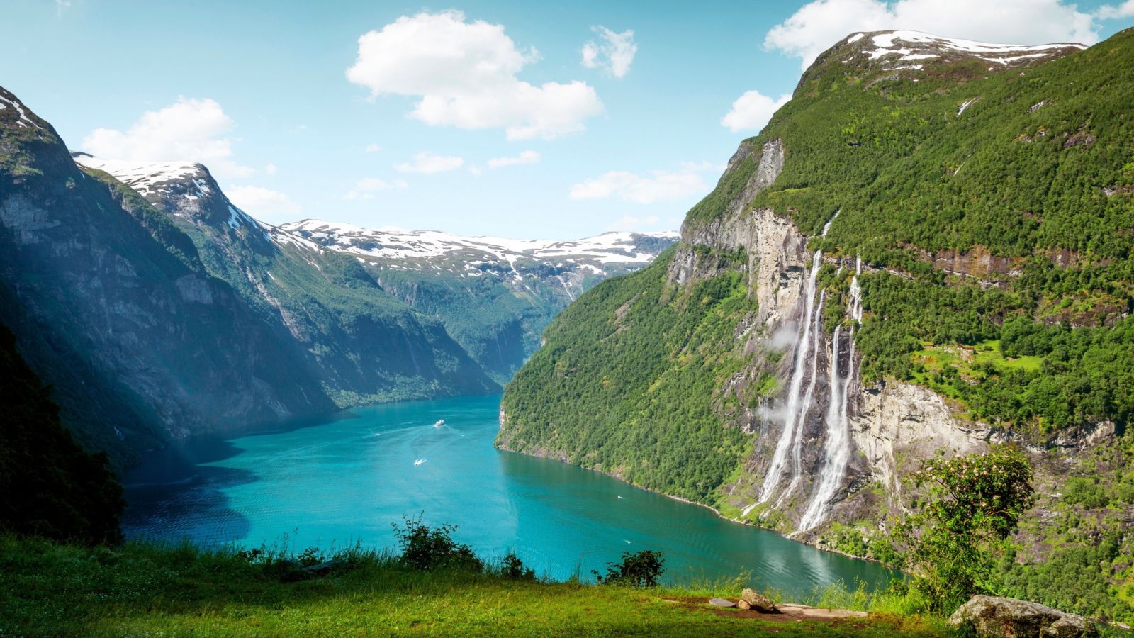 Days 3-4: The Fjords and Bergen