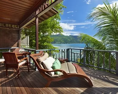King Oceanfront Villa