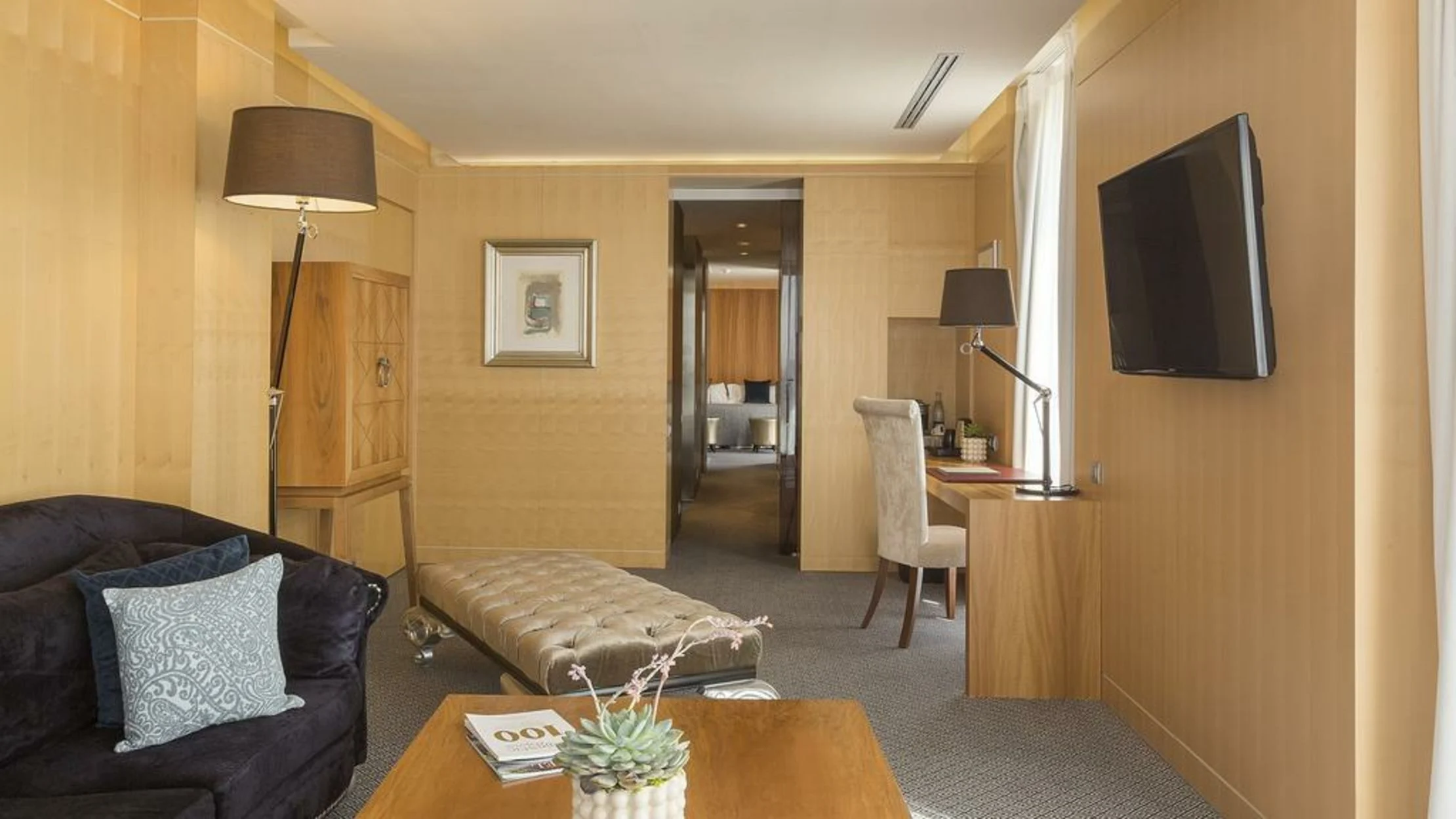 Deluxe Room Sofia