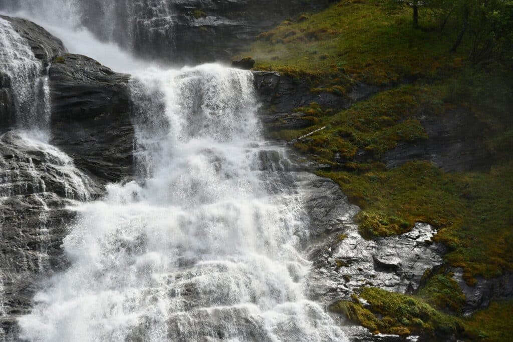 Seven Sisters waterfall
