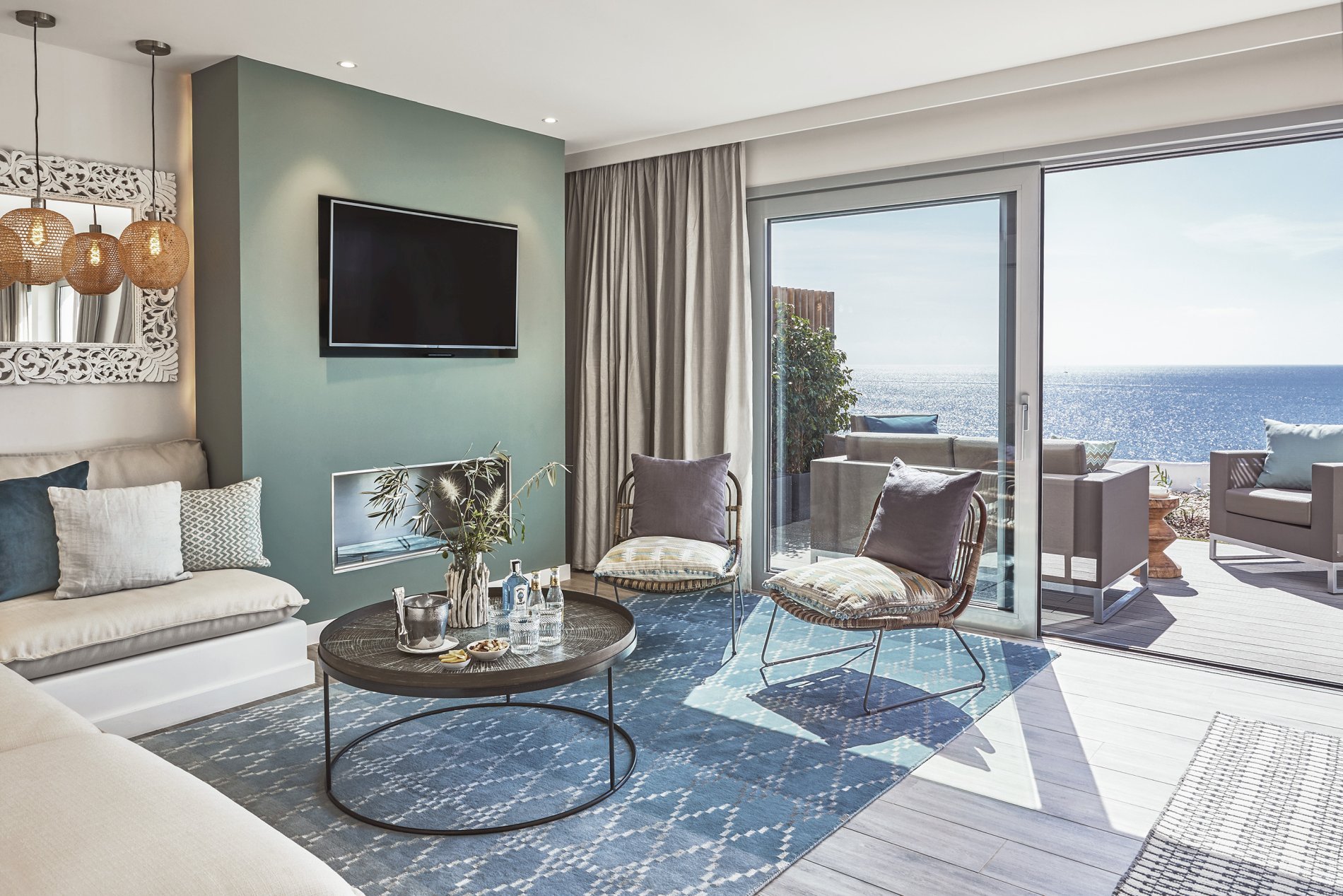 Cliff Pool Suite Duplex Sea View