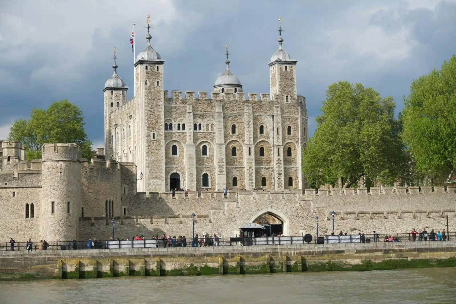 Tower of London: See the Crown Jewels After Dark