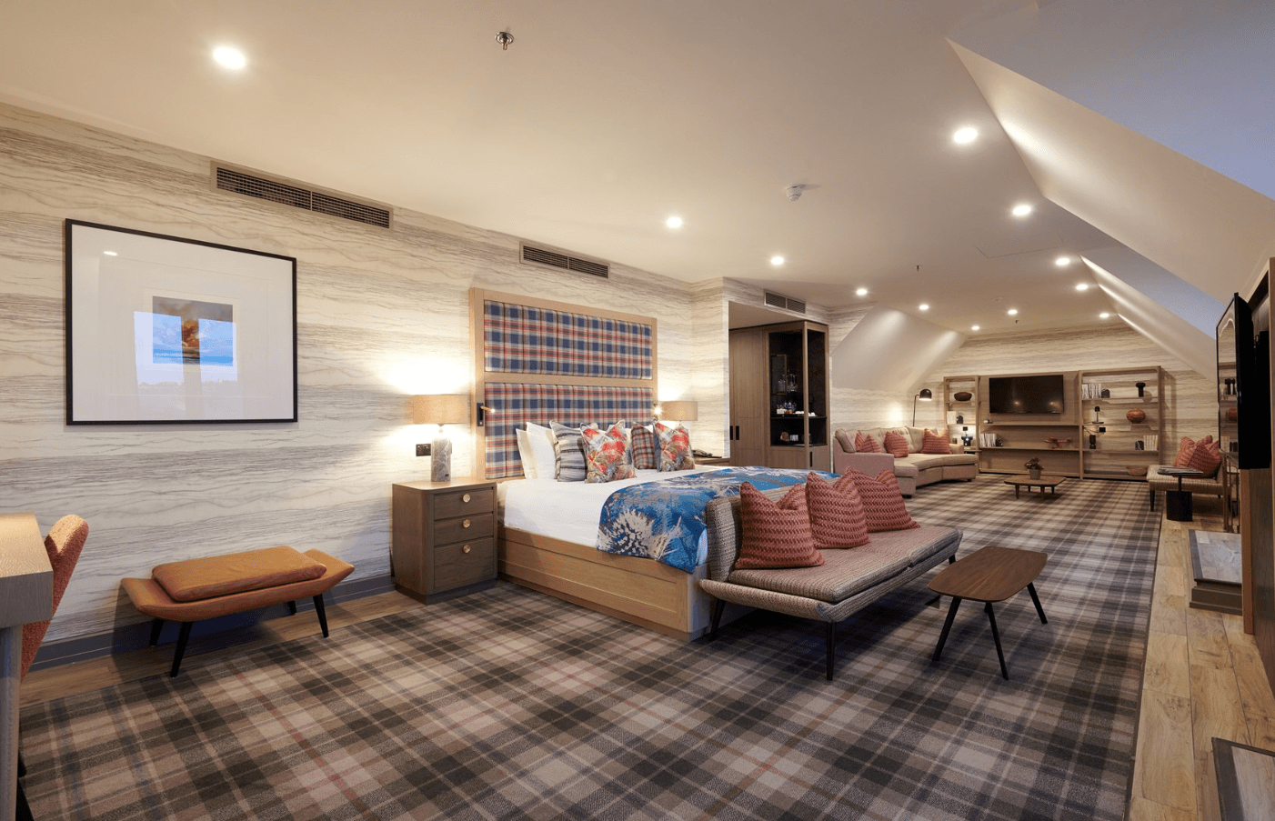 The Loch Suite