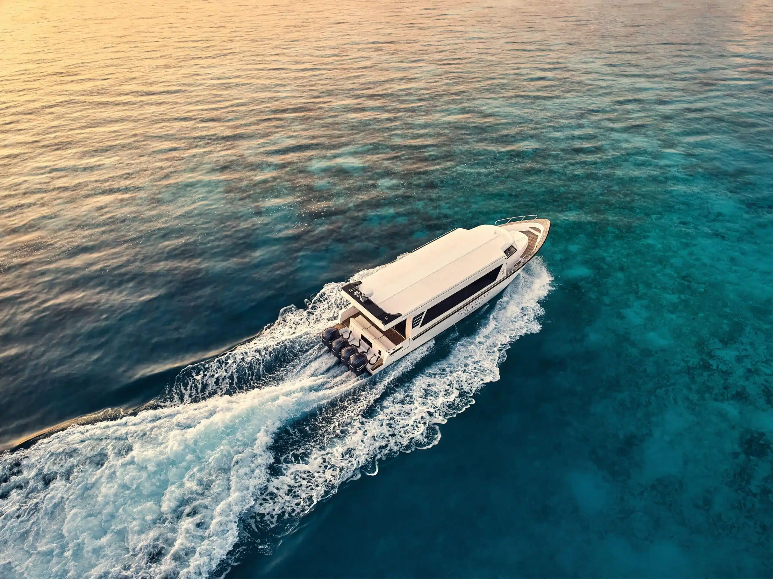 Speedboat Transfers: Flexible but Demanding