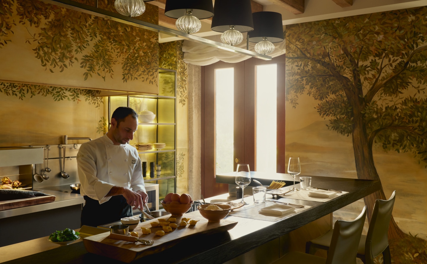 Where to Eat: Intimate Restaurants Over Spectacle