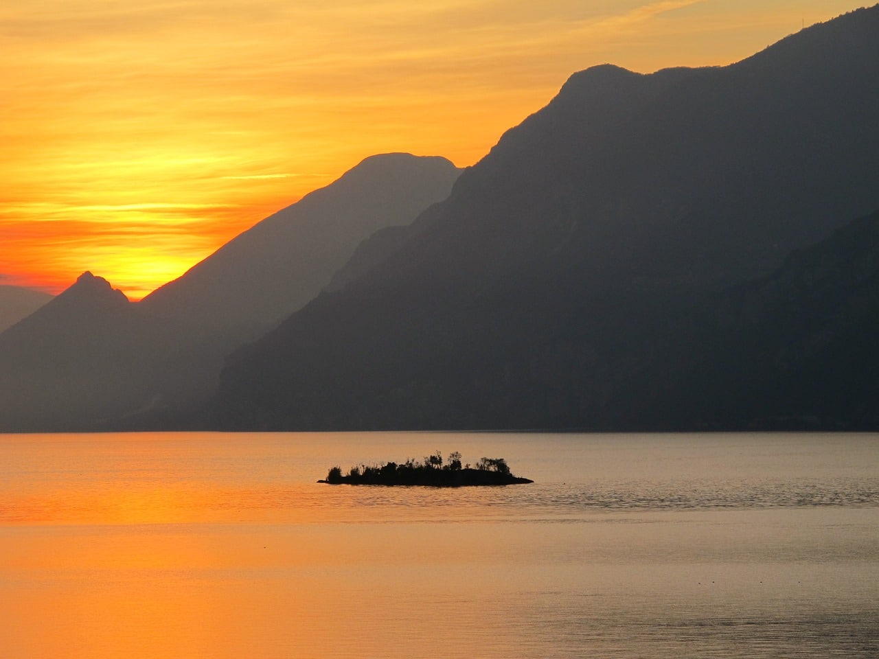 Sunset Dinner on Lake Garda