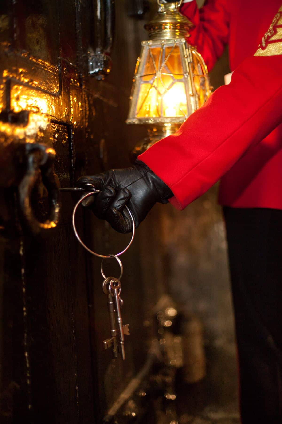Tower of London: See the Crown Jewels After Dark