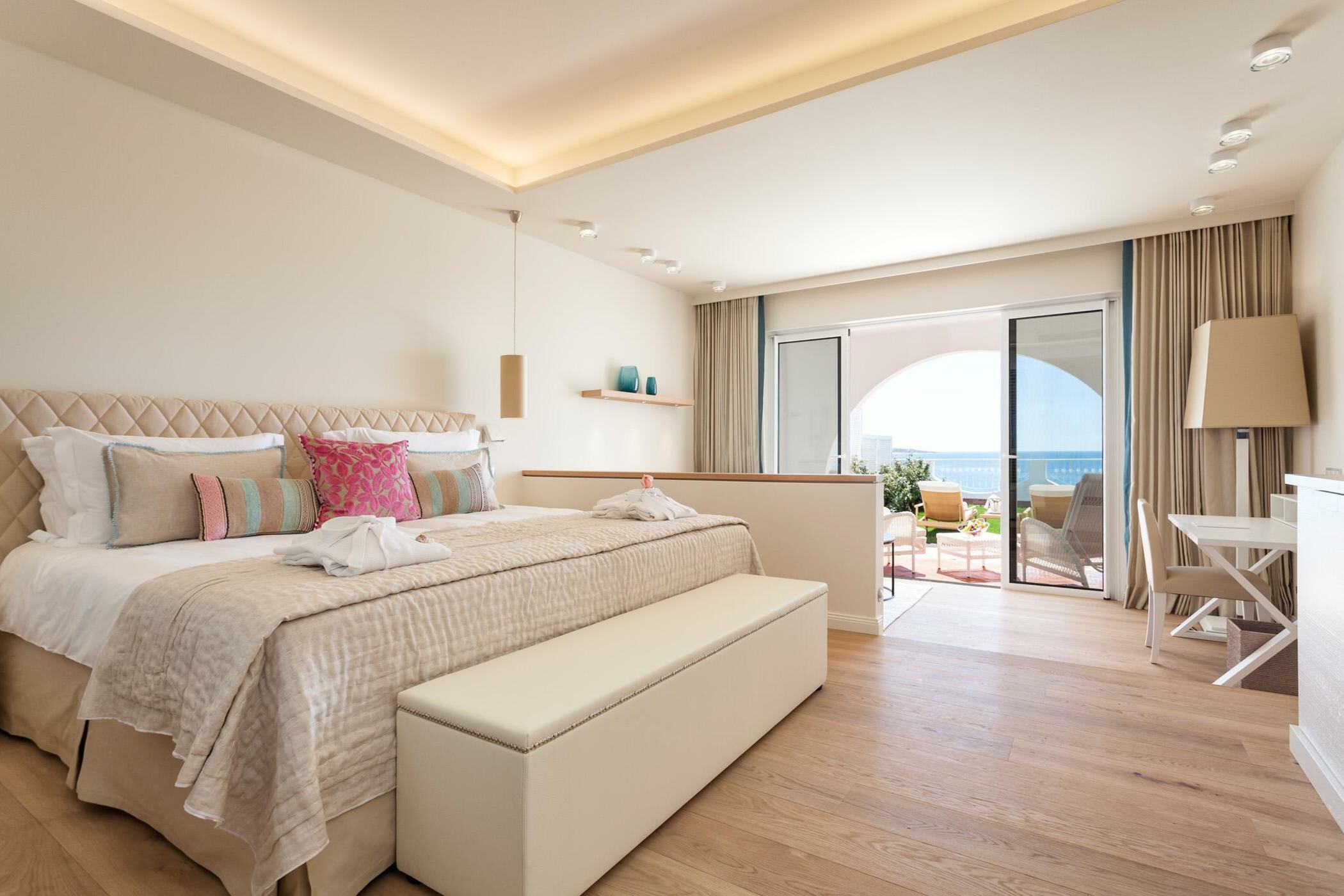 Deluxe Rooms