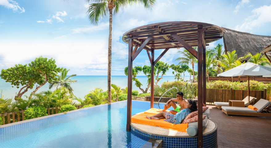 Beachfront Suite