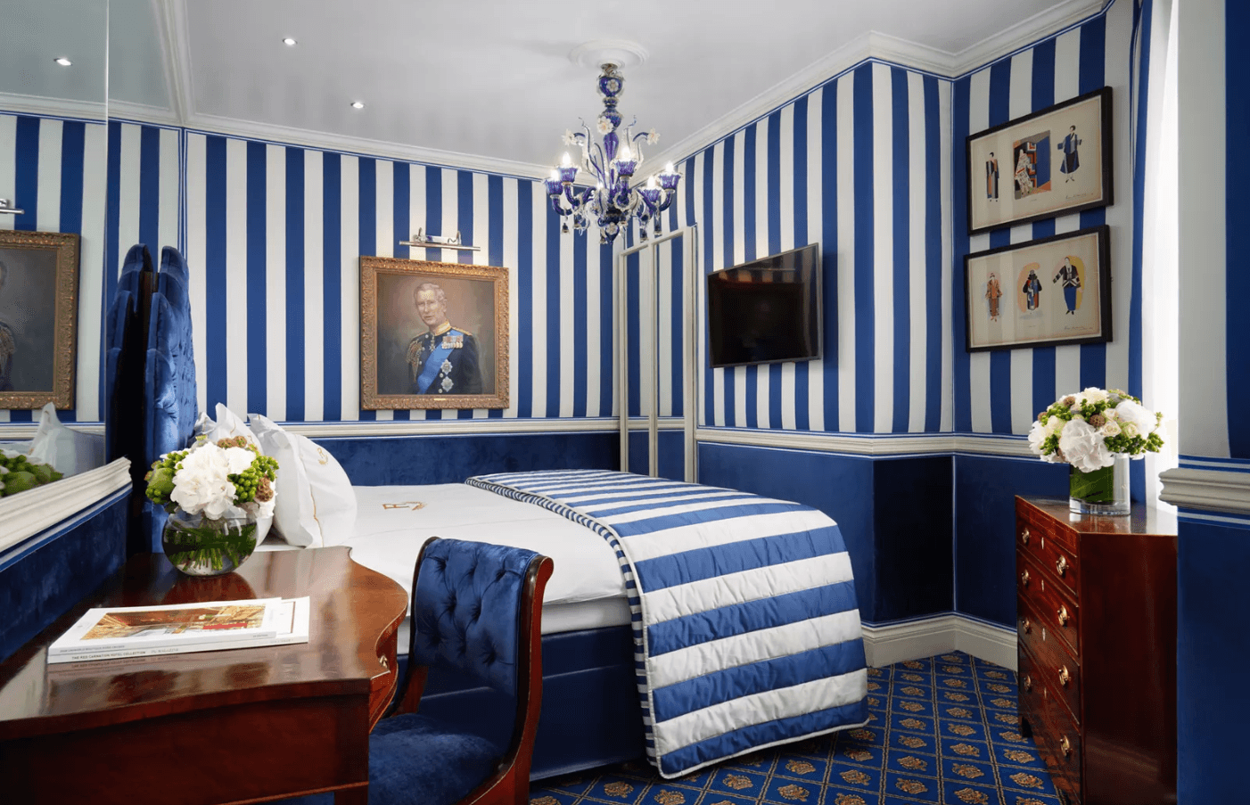 Royal Themed King Room