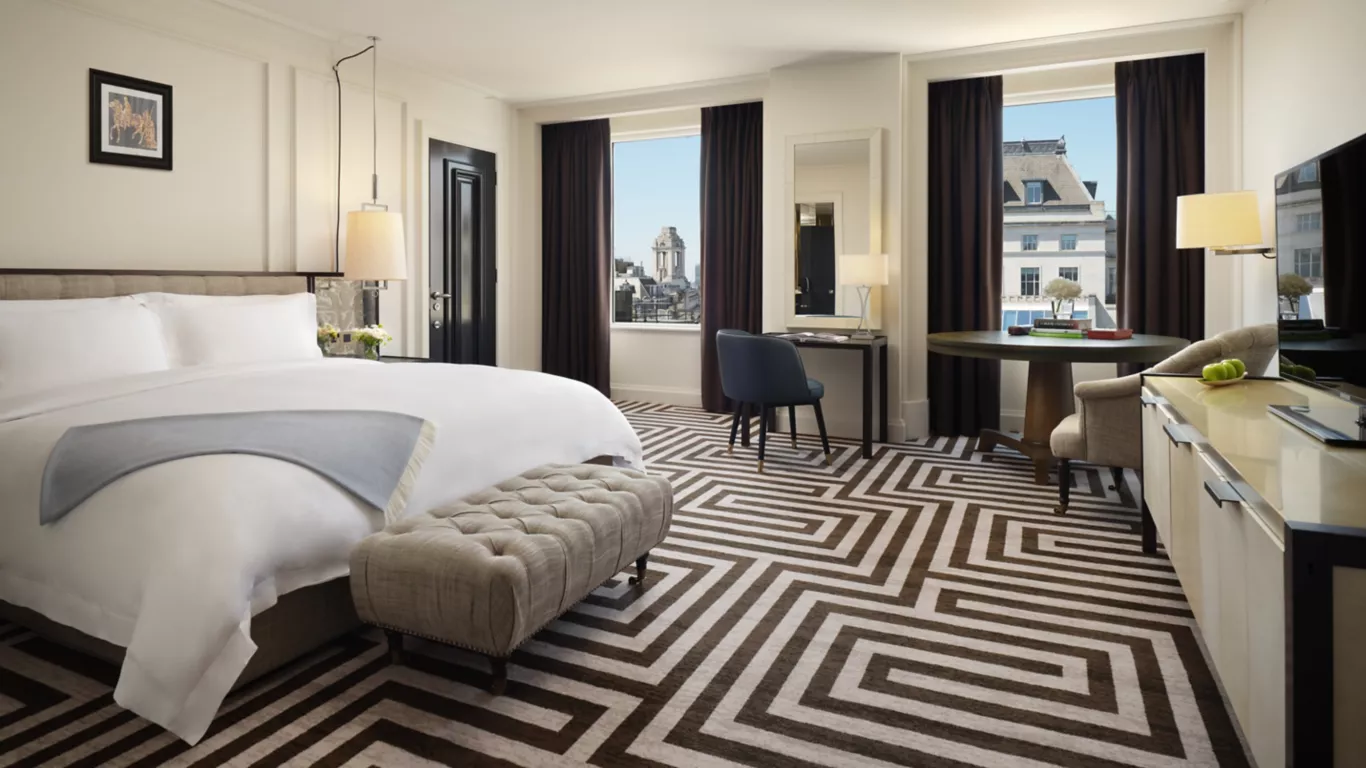 Grand Executive Room