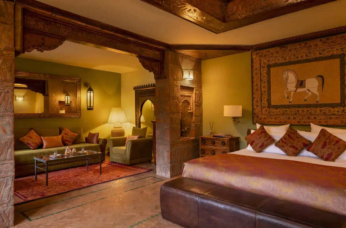 Superior & Deluxe Suites