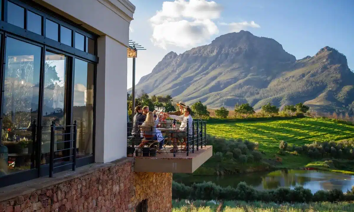Restaurants and the Dining Landscape